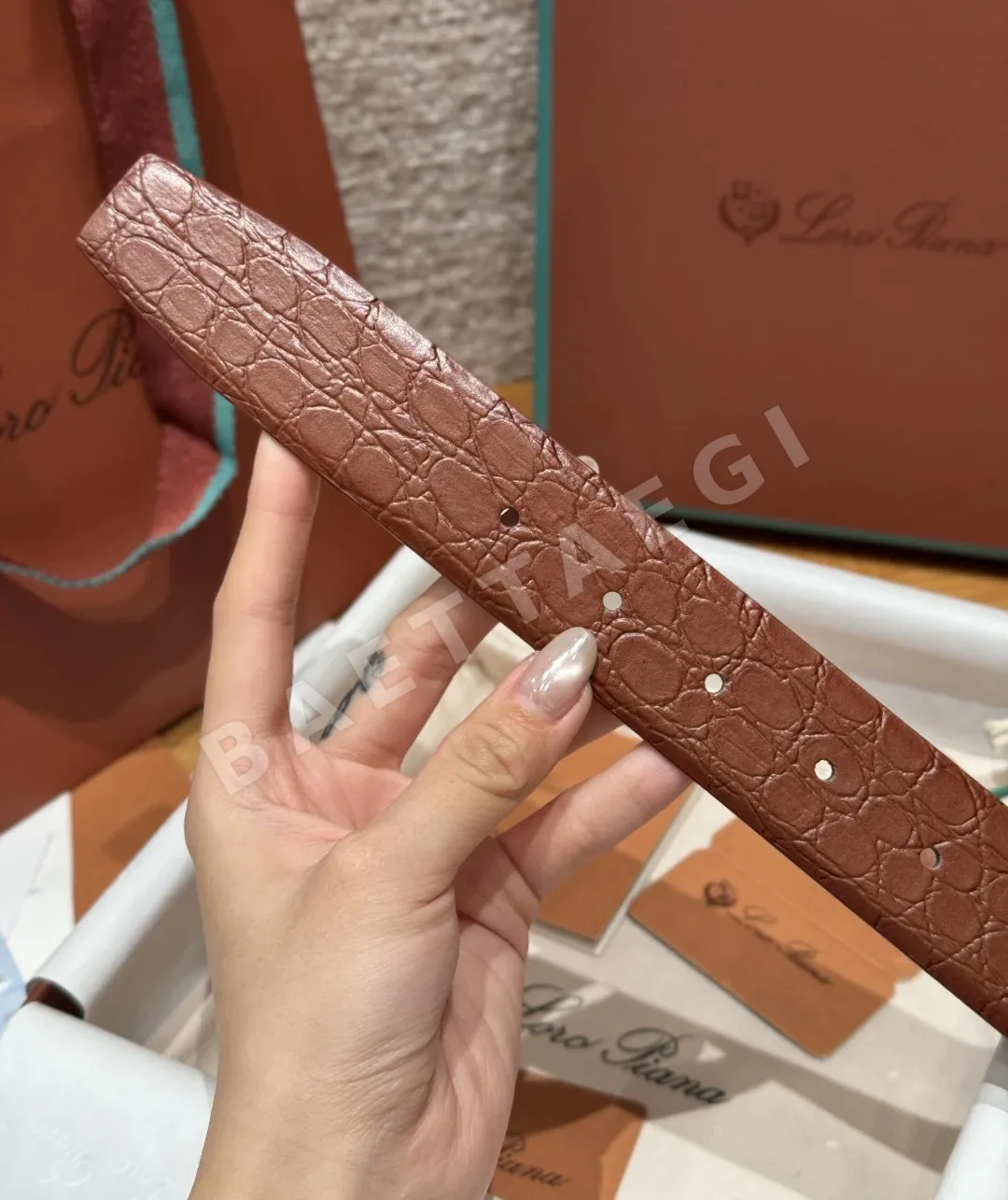 로로피아나 악어가죽 스퀘어 버클 벨트 상세 이미지 7