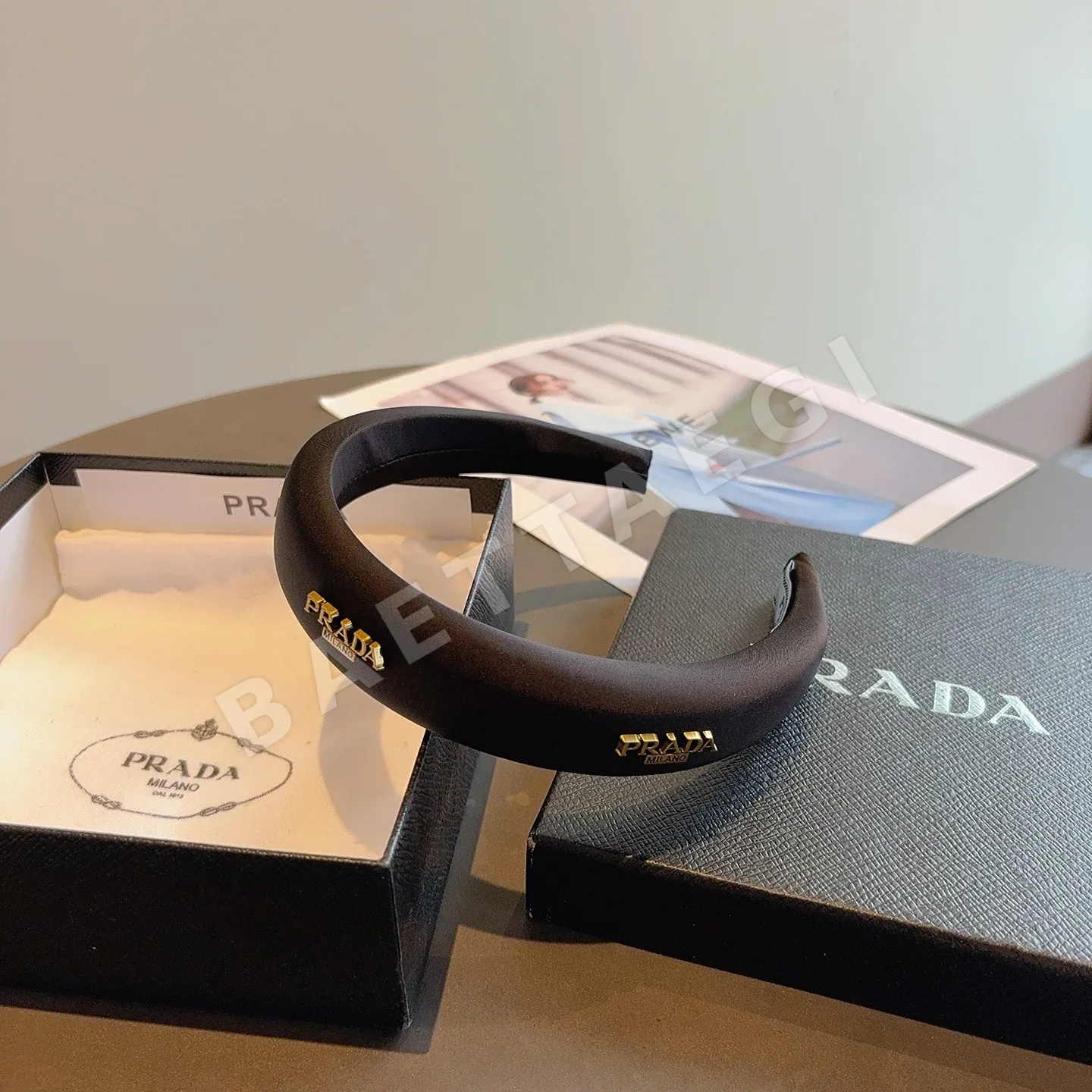 프라다 레터 헤어밴드 상세 이미지 6