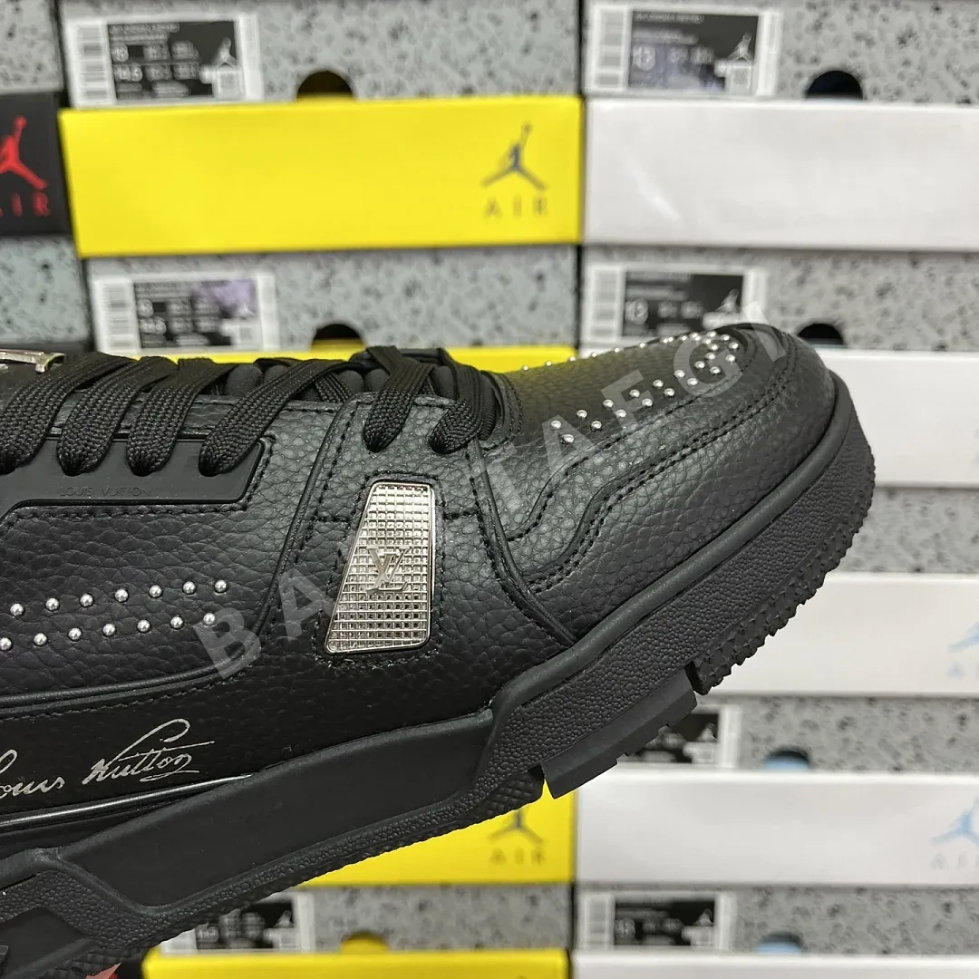루이비통 [D1] V2 02 블랙 205841 Louis Vuitton V2-02 상세 이미지 3