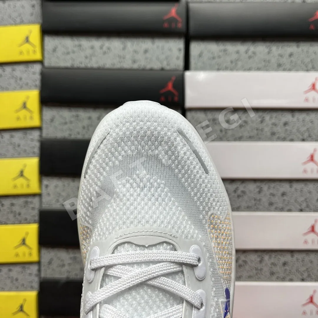 나이키 [CG] 보메로 프리미엄 HQ2050-101 202004 Nike Vomero Premium White Lapis Total Orange 상세 이미지 2