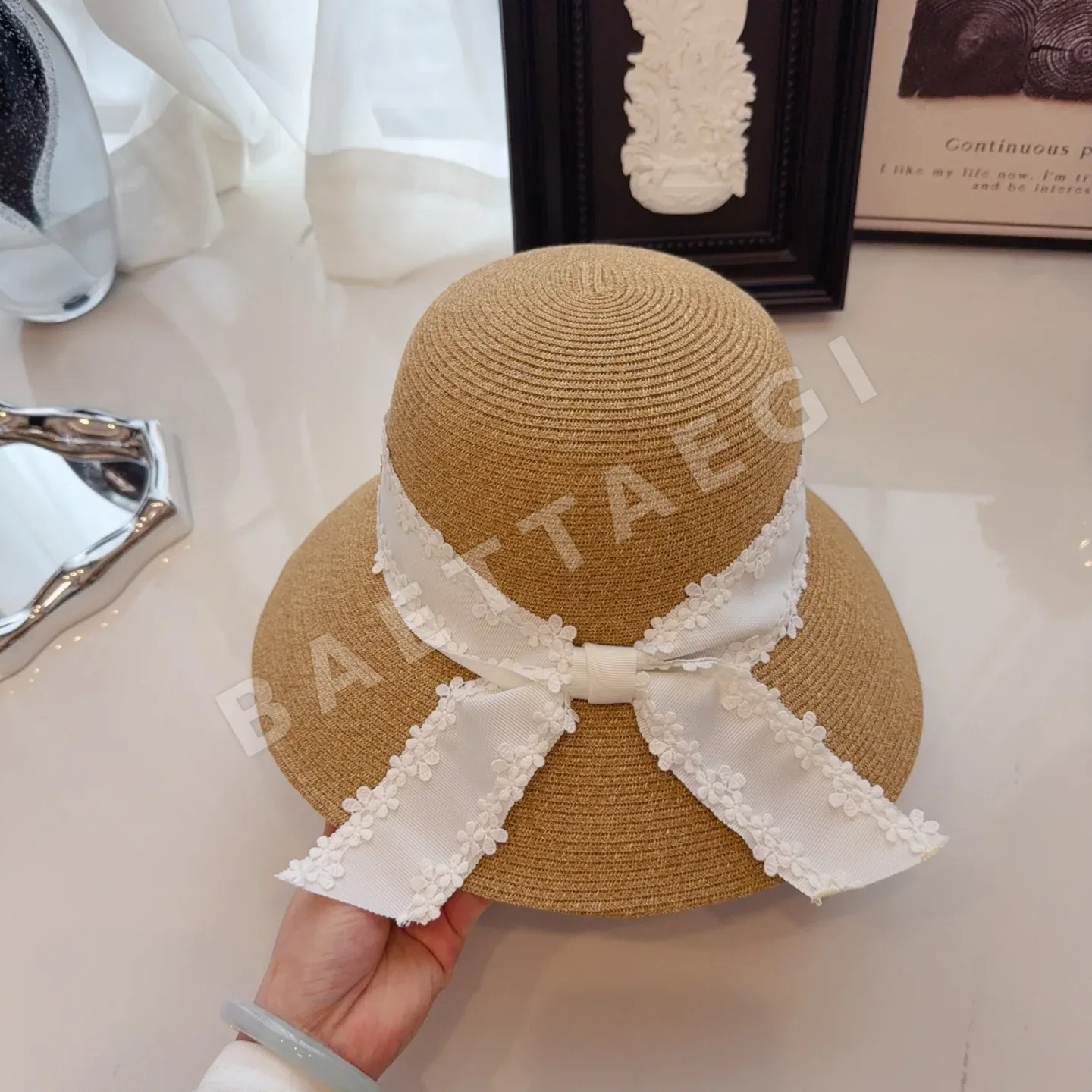 미우미우 모자 81268 Miu Miu Cap 상세 이미지 4