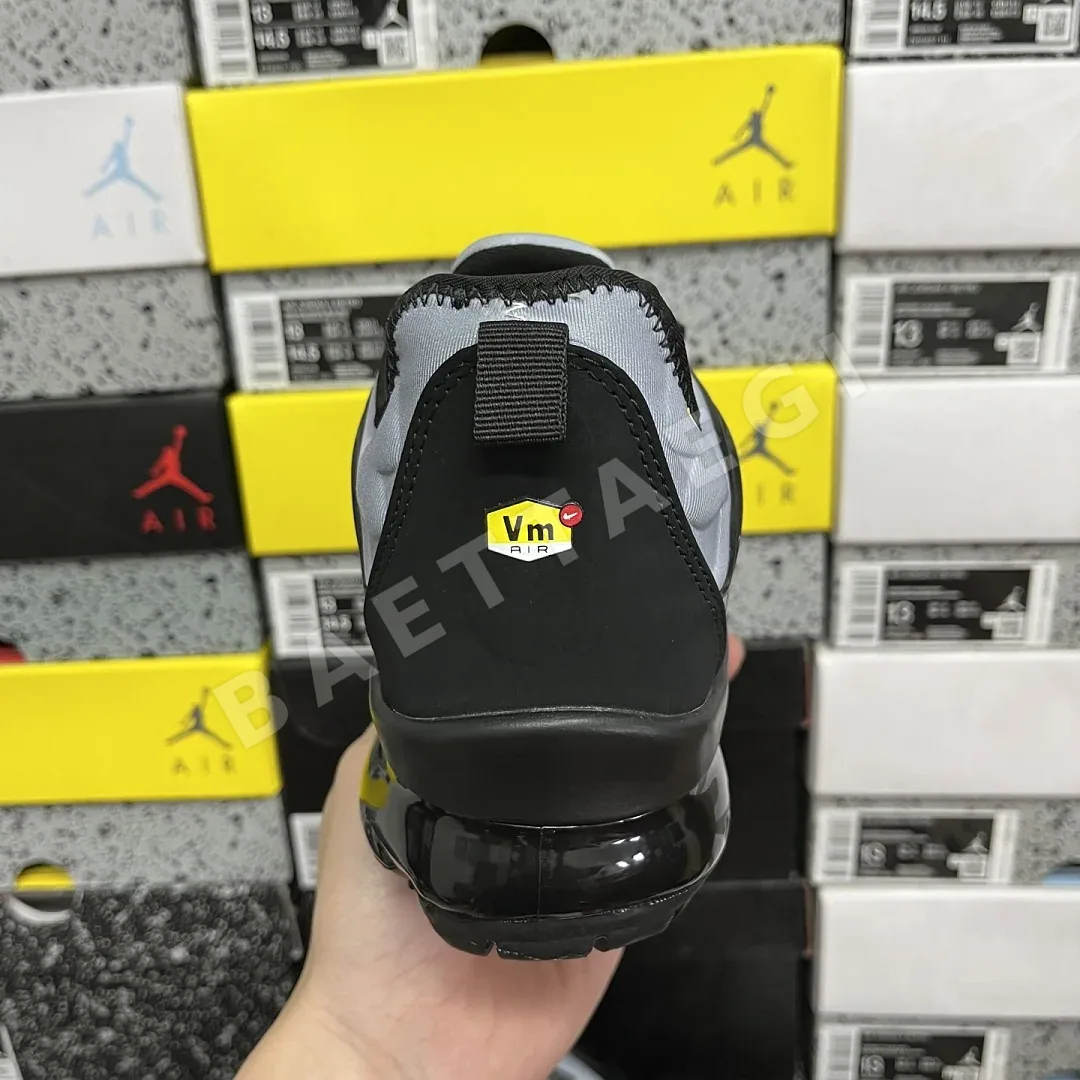 나이키 [OT] 에어 베이퍼맥스 플러스 924463-009 201593 Nike Air VaporMax Plus Black Volt 상세 이미지 3