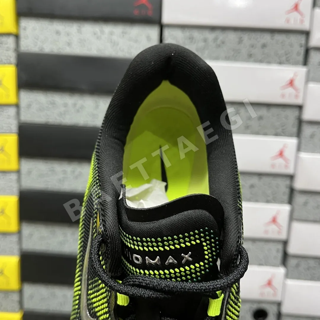 나이키 [EG] 에어 IQ7634-001 201664 Nike Air Liquid Max Black Green Apple 상세 이미지 6