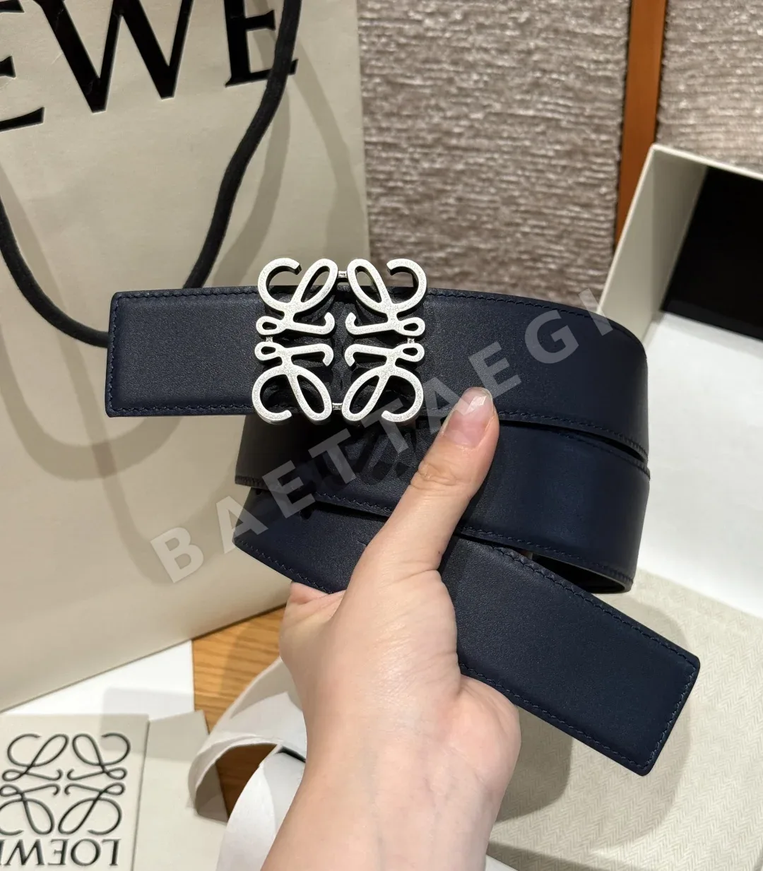 로에베 아낙그램 양면 가죽 벨트 4 cm 상세 이미지 3