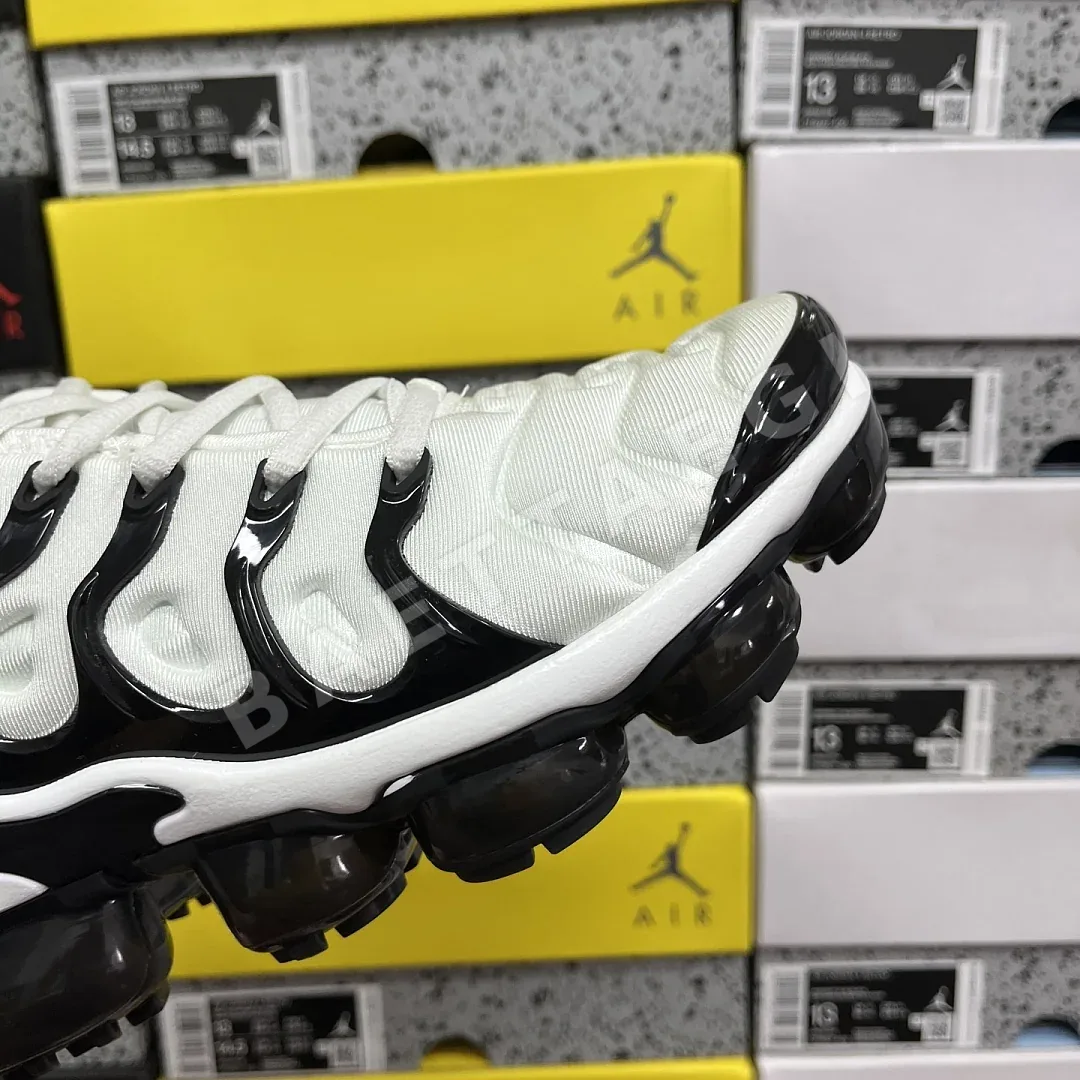 나이키 [OT] 에어 베이퍼맥스 플러스 화이트 블랙 924453-006 201590 Nike Air VaporMax Plus 상세 이미지 4