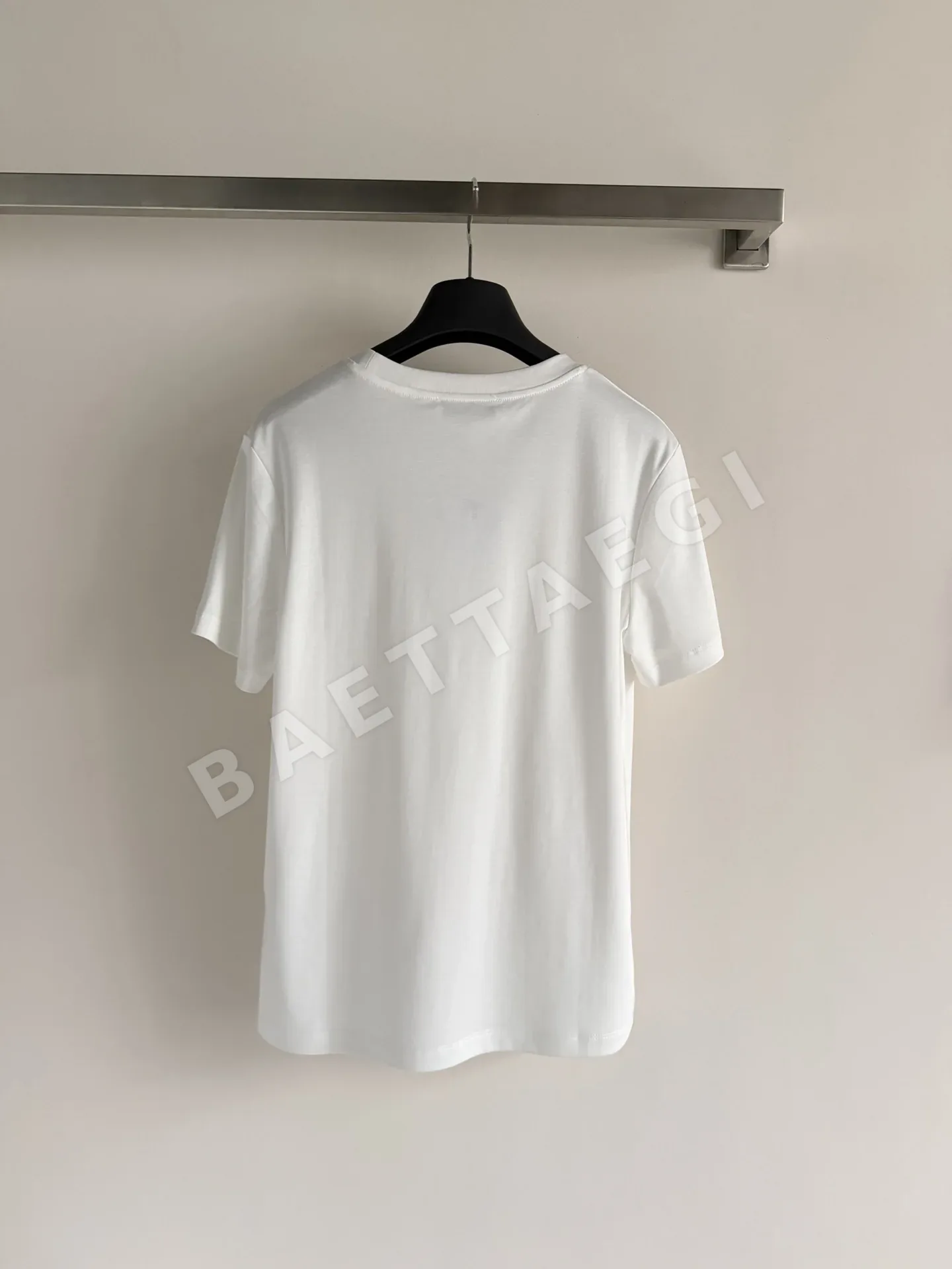 디올 자수 플라워 코튼 반팔 티셔츠 상세 이미지 2