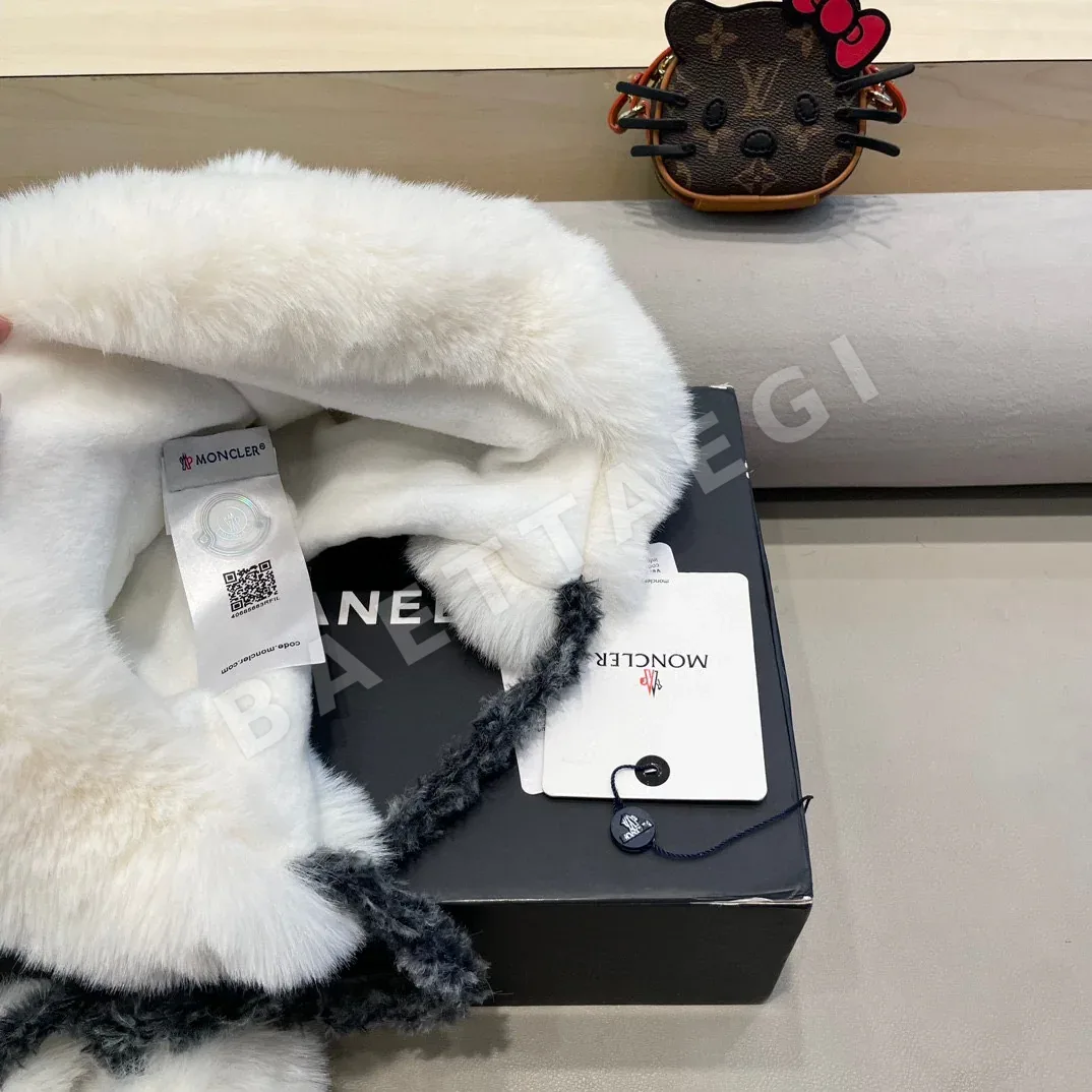 몽클레르 컬러블록 스트라이프 플리스 모자 상세 이미지 7