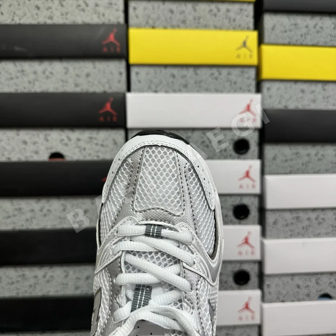 뉴발란스 [WZ] 530 MR530AD 202041 New Balance 530 White Silver Metallic 상세 이미지 10