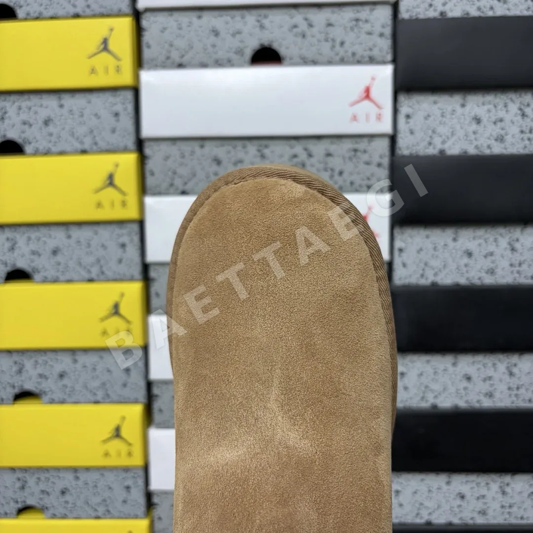 어그 [TOP] 브라운 208883 UGG Classic Mini Dipper Boot -8170 상세 이미지 3