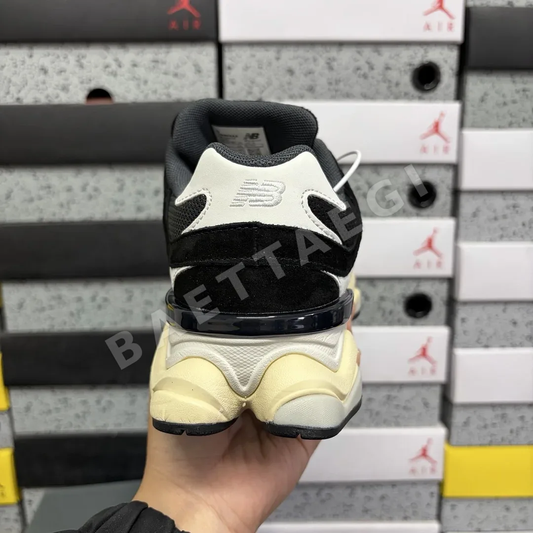 뉴발란스 [C] 9060 화이트 U9060AAA 202088 New Balance 9060 상세 이미지 3