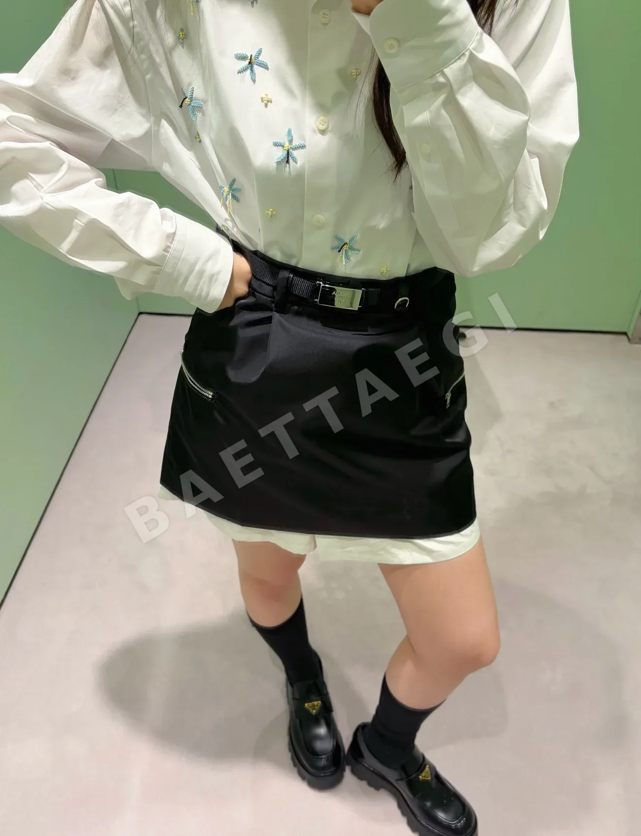 프라다 리사이클 나일론 벨트 미디 스커트 상세 이미지 4