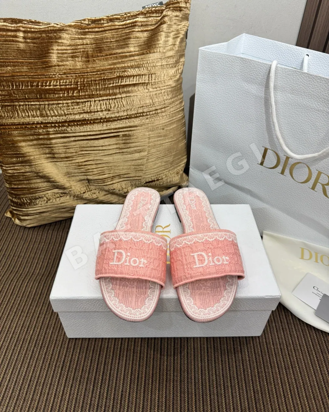 디올 신발 상세 이미지 3