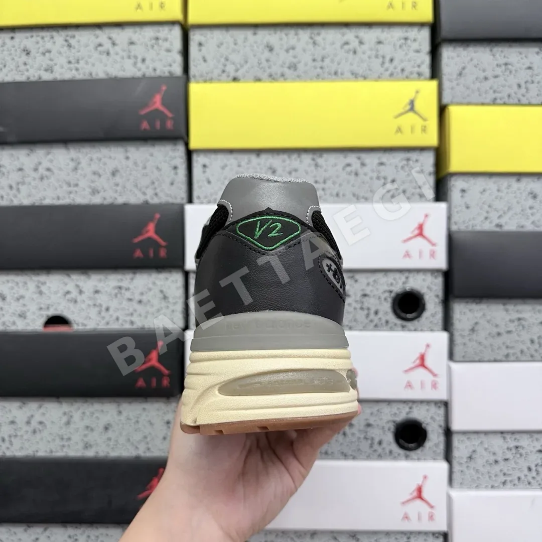 뉴발란스 [ZC] 991v2 MiUK U991UT2 202033 New Balance 991v2 MiUK Up There 상세 이미지 6