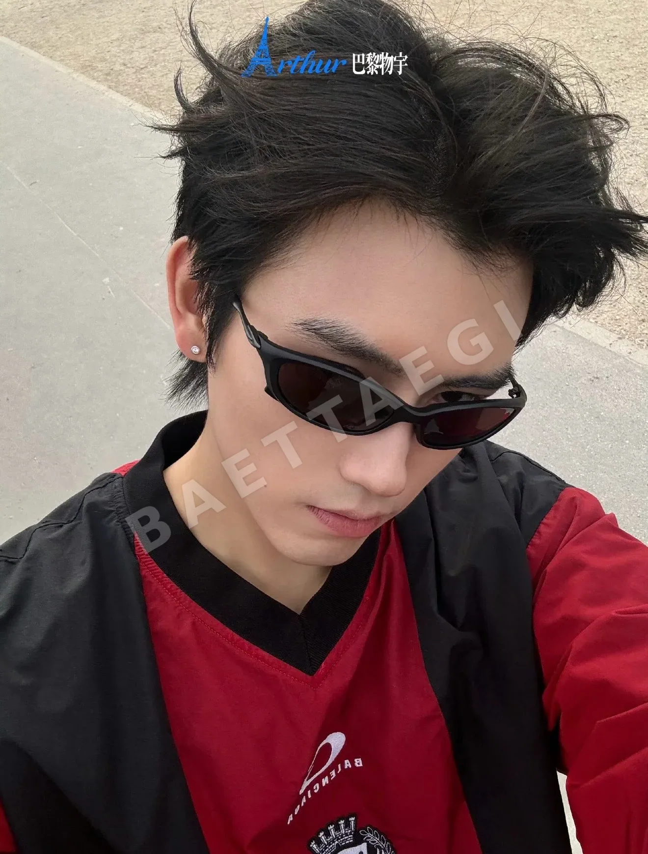 발렌시아가 컬러 블록 V넥 긴팔 티셔츠 상세 이미지 12