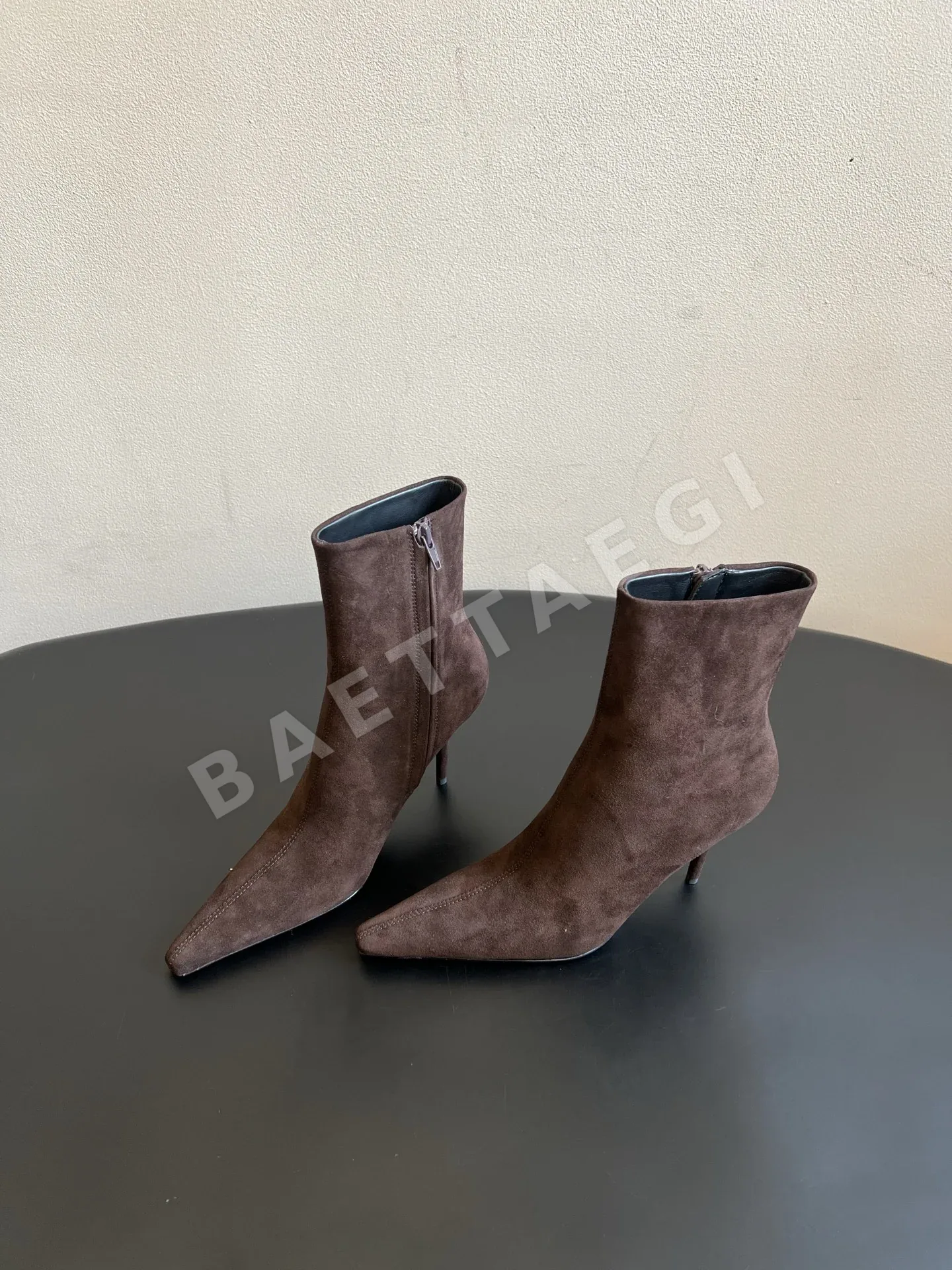 생로랑 부츠 카프스킨 포인티드토 상세 이미지 2