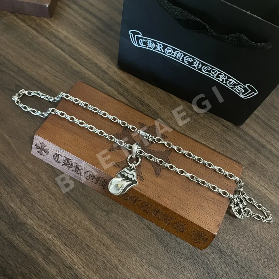크롬하츠 클래식 레트로 크로스 목걸이 상세 이미지 5
