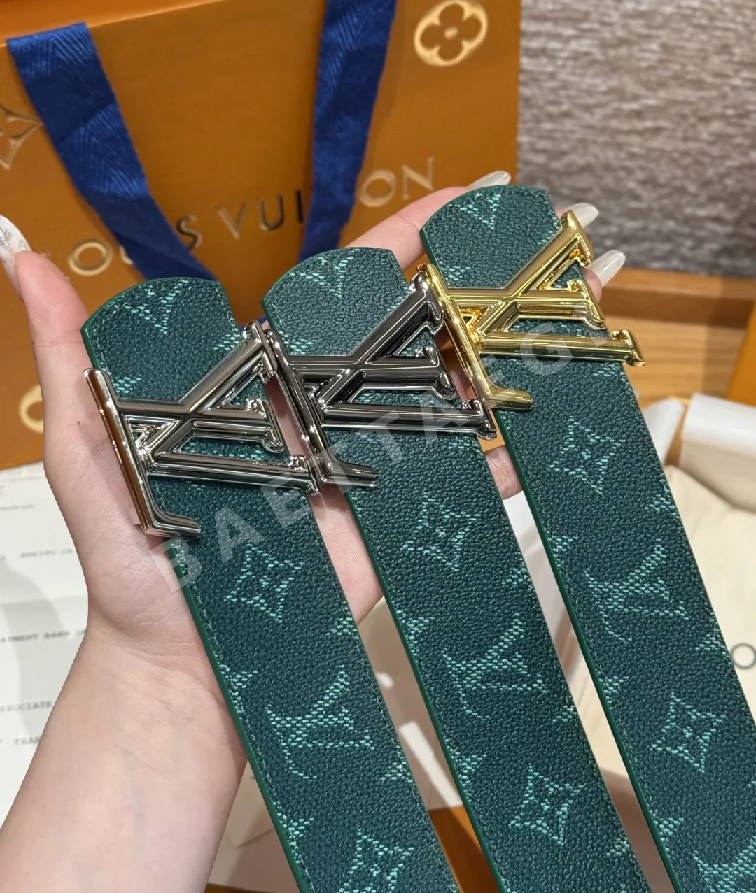 루이비통 디멘션 모노그램 헤리티지 40mm 리버시블 벨트 상세 이미지 3