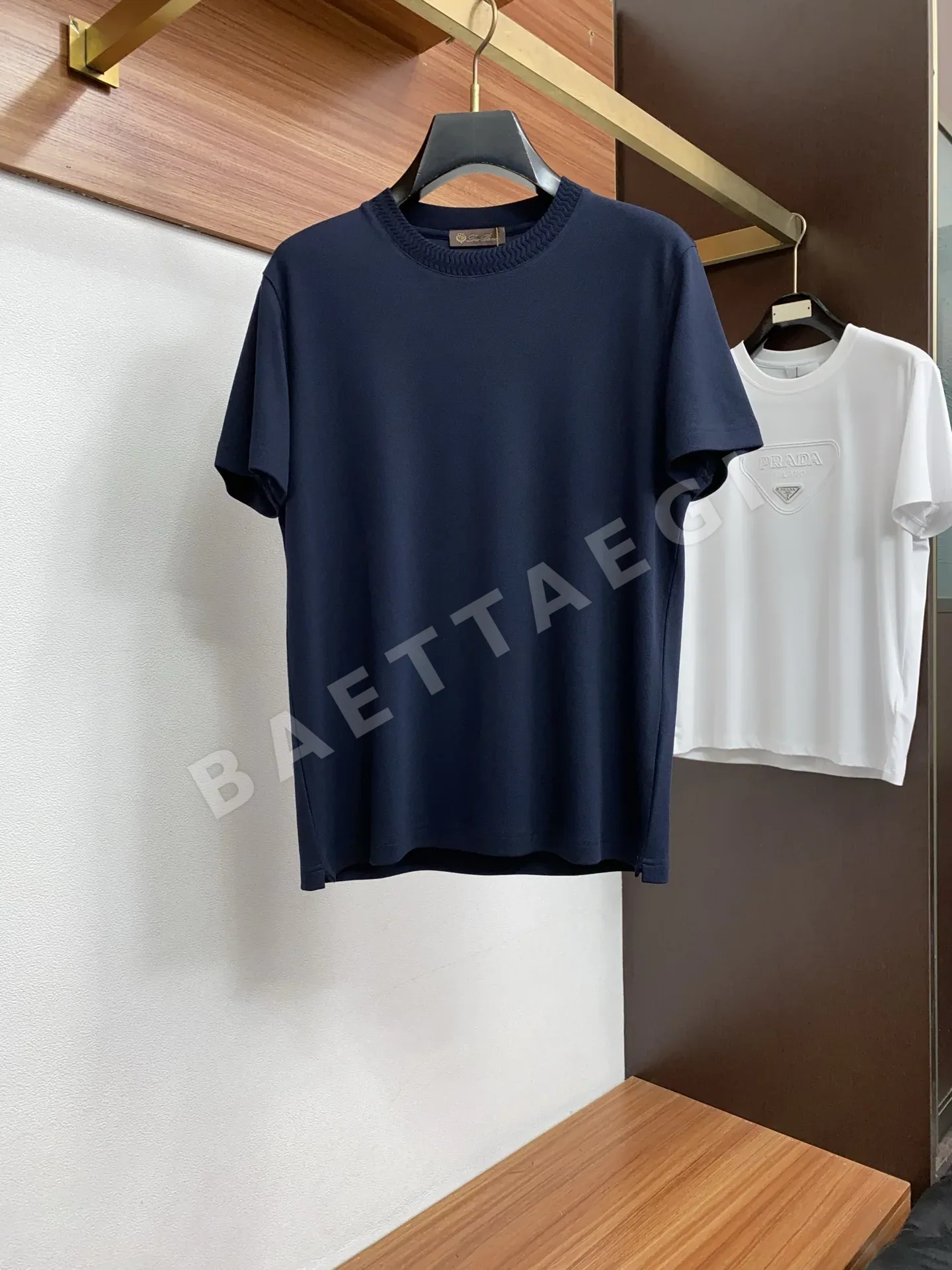 로로피아나 립 디자인 텐셀 피케 반팔 티셔츠 148535