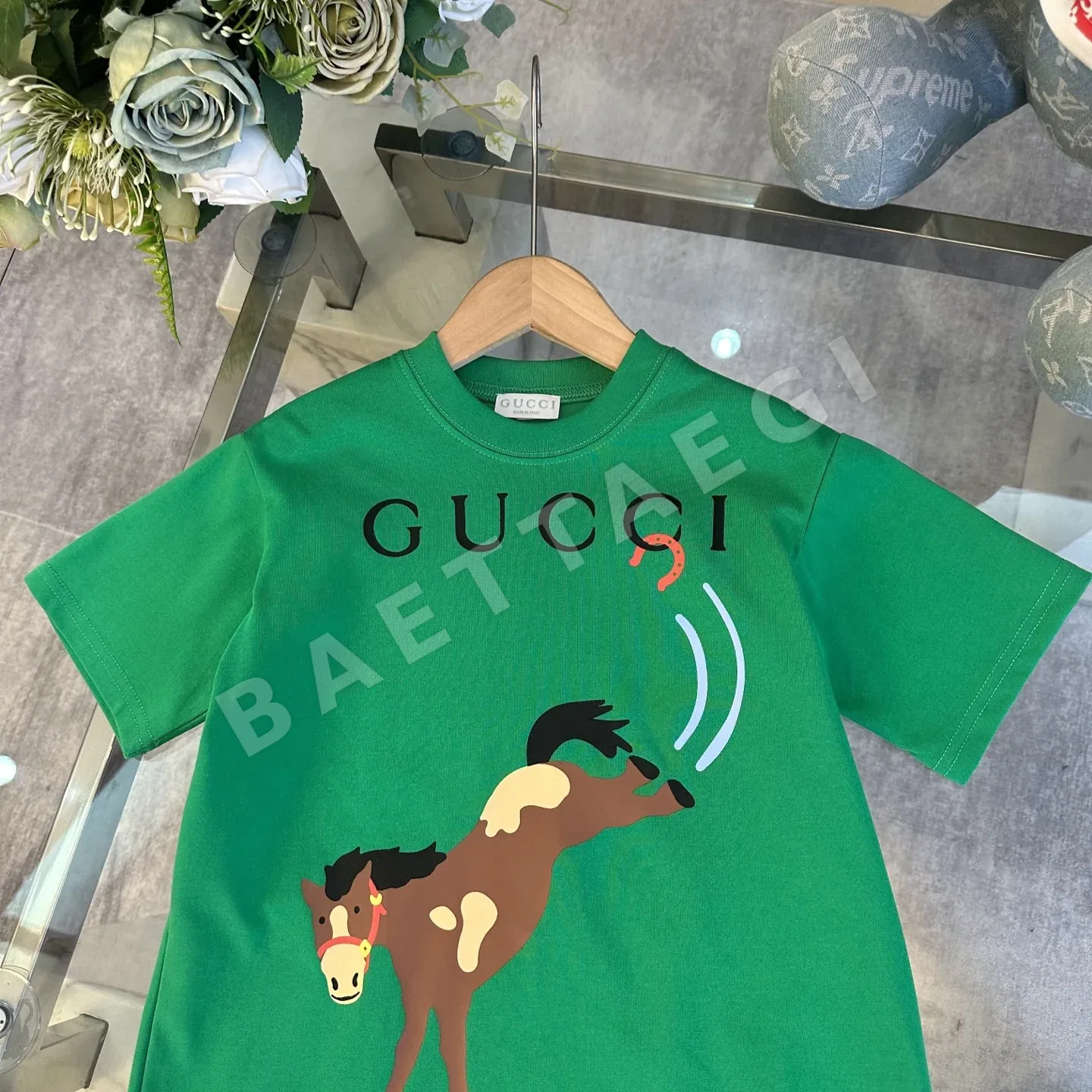 구찌 GUCCI* *Qi 2026 早春子供服 新作 半袖 新年プリント 発泡Tシャツ、オリジナル品質、230g ヘビーウェ 상세 이미지 2