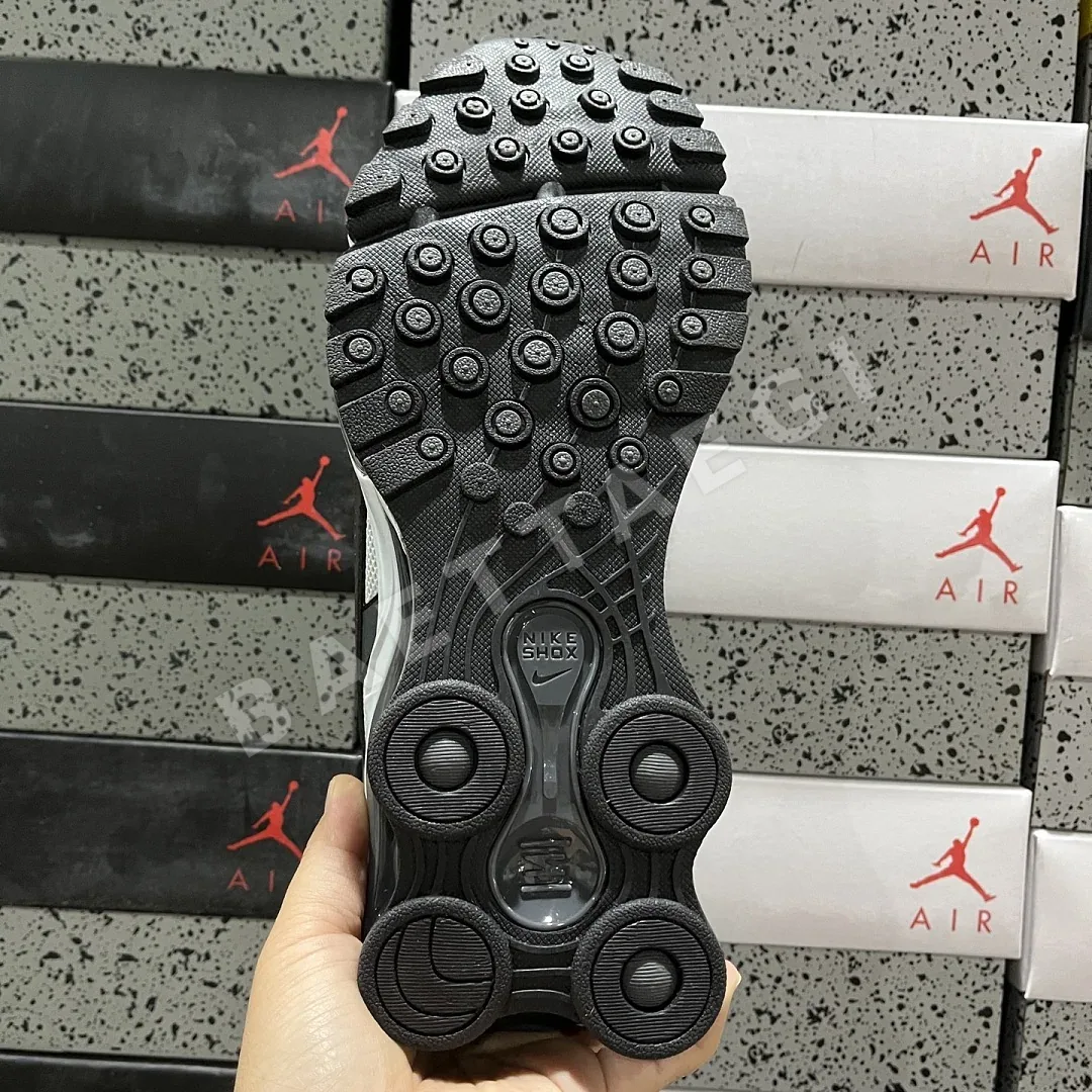 나이키 [WM] 샥스 IO4296-001 201501 Nike Shox Ride 2 Light Smoke Grey Black 상세 이미지 6