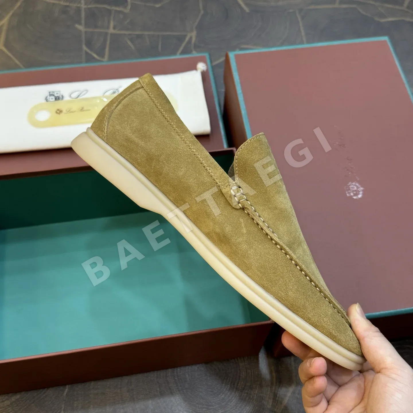 로로피아나 로퍼 스웨이드 상세 이미지 6