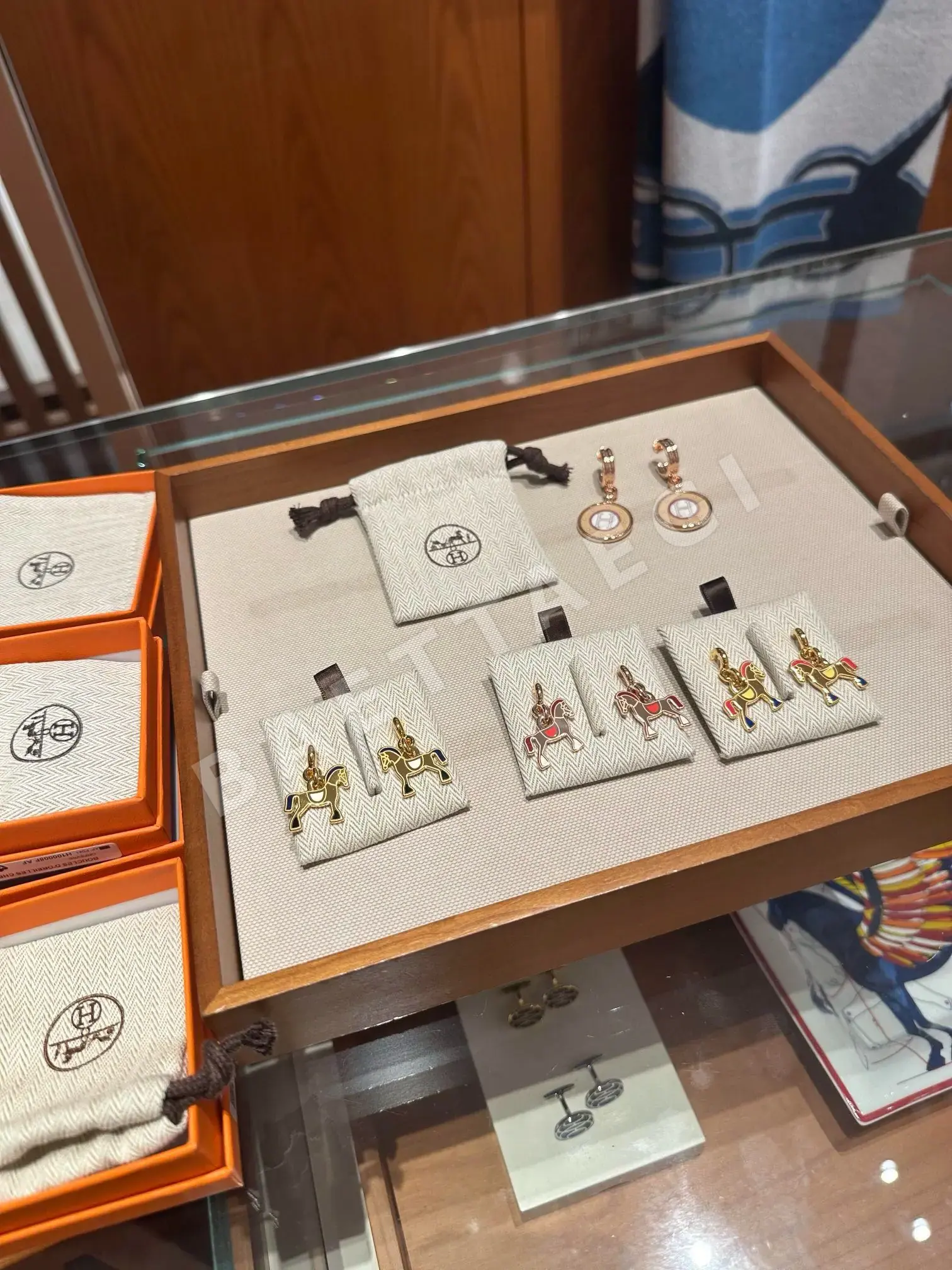 에르메스 귀걸이 70180 Hermes Earrings