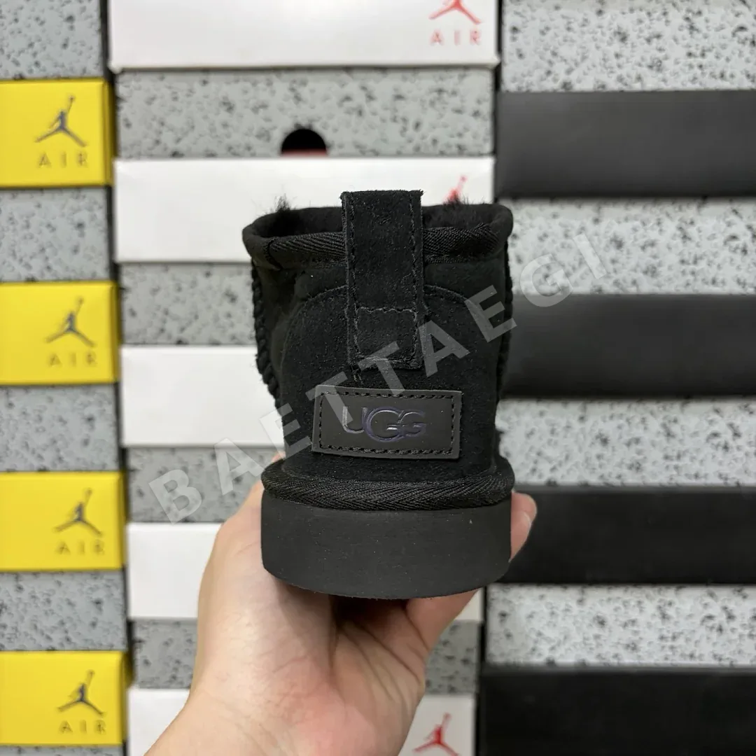 어그 [TOP] 블랙 208863 UGG Classic/Mini Mini -6109 상세 이미지 5