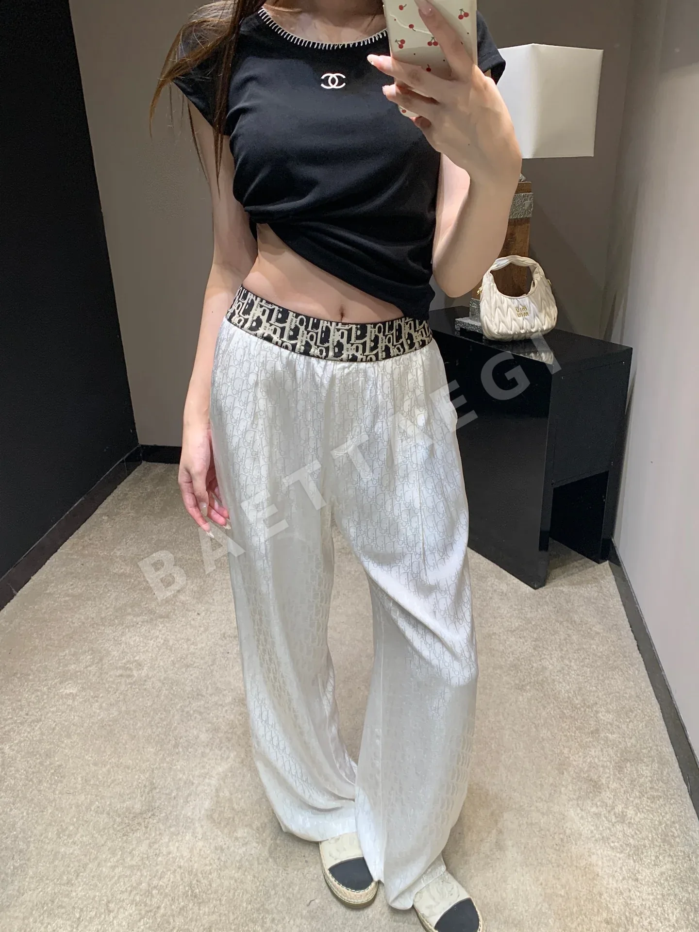 디올 오블리크 모노그램 와이드 레그 여성 바지 상세 이미지 4