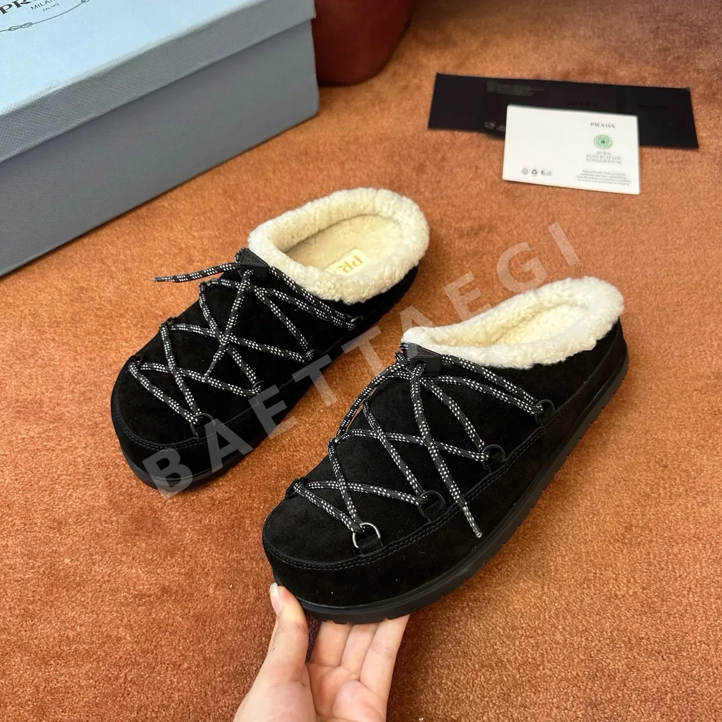루이비통 봉디아 뮬 여성 스웨이드 블록 솔 상세 이미지 7
