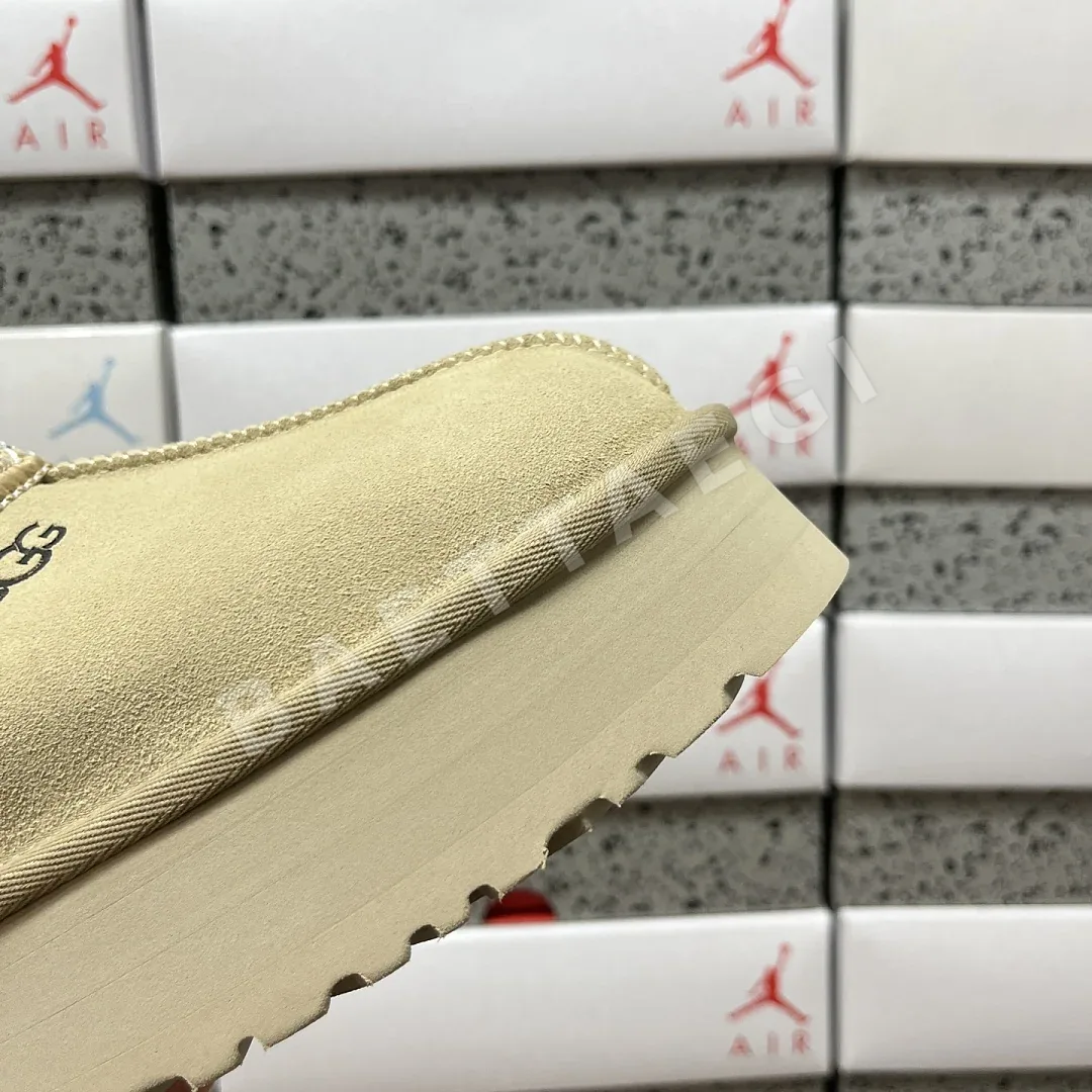 어그 [TOP] 208897 UGG Tazz / -2553 상세 이미지 2