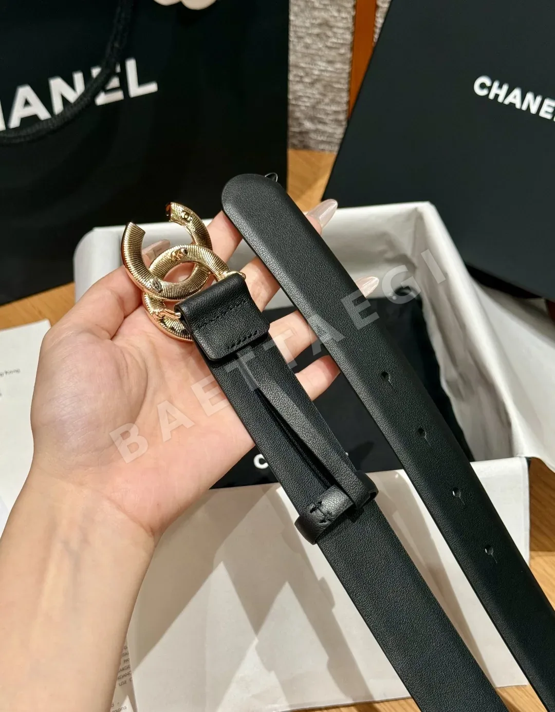 샤넬 클래식 더블 C 가죽 벨트 상세 이미지 5