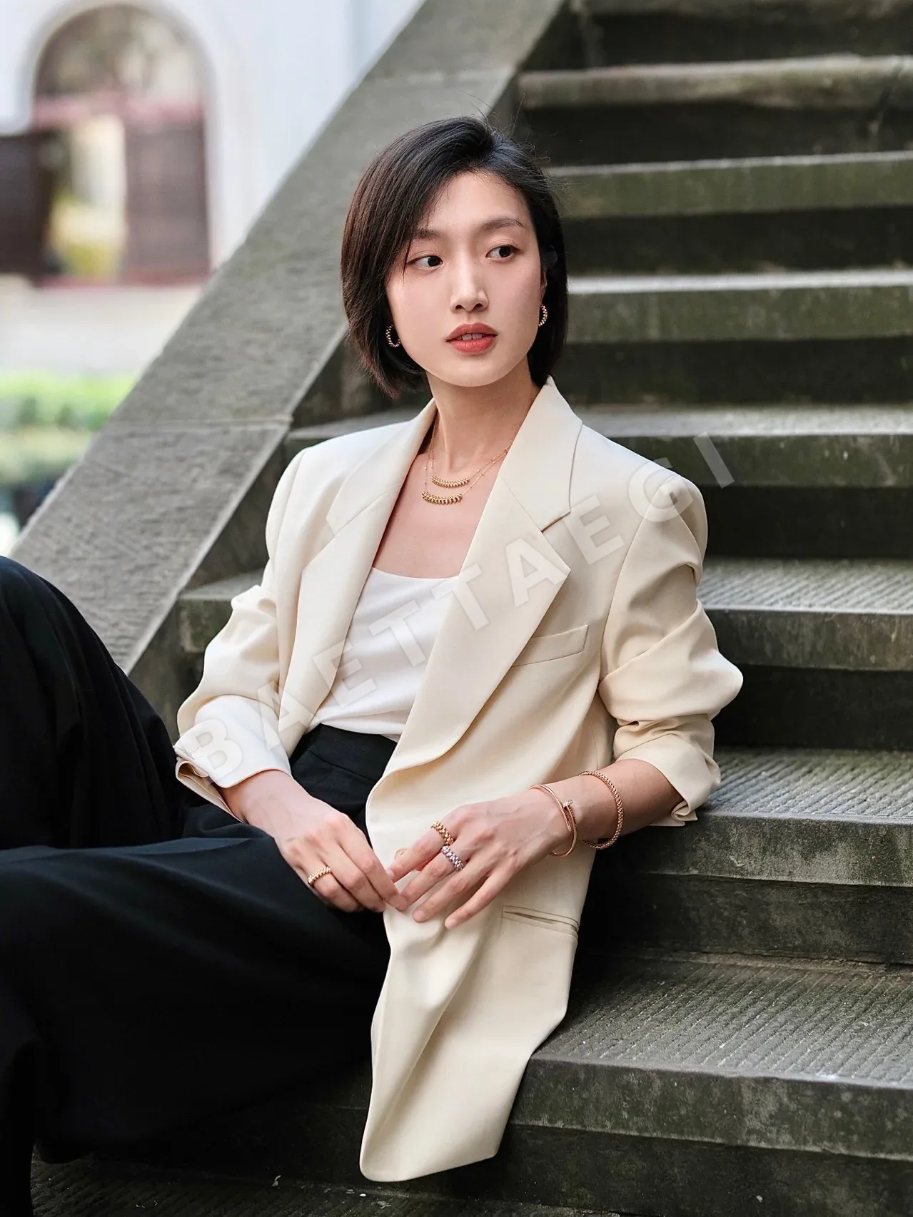 까르띠에 클래쉬 드 귀걸이 상세 이미지 2