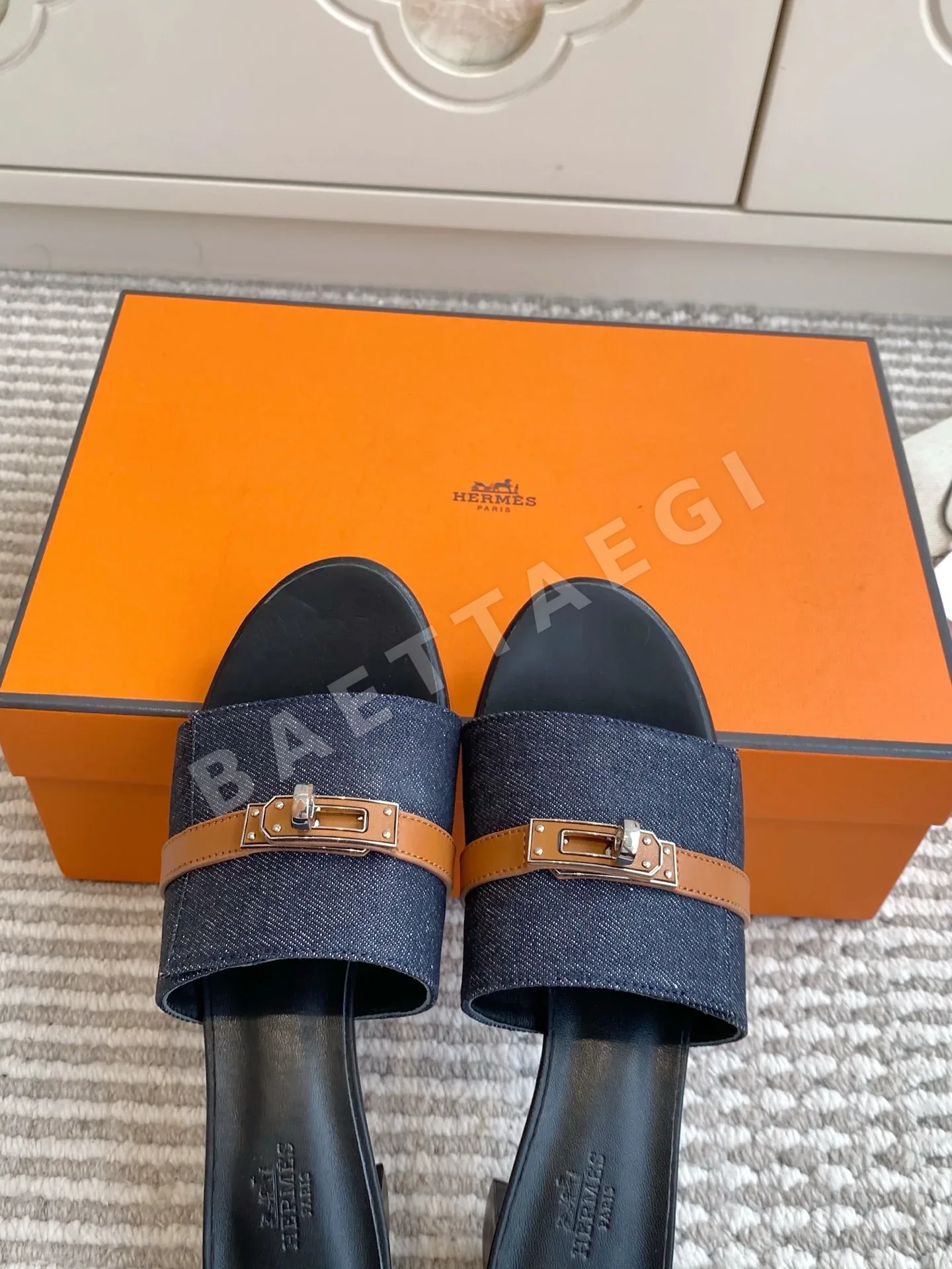 에르메스 지지 50(Gigi 50) 샌들 상세 이미지 5