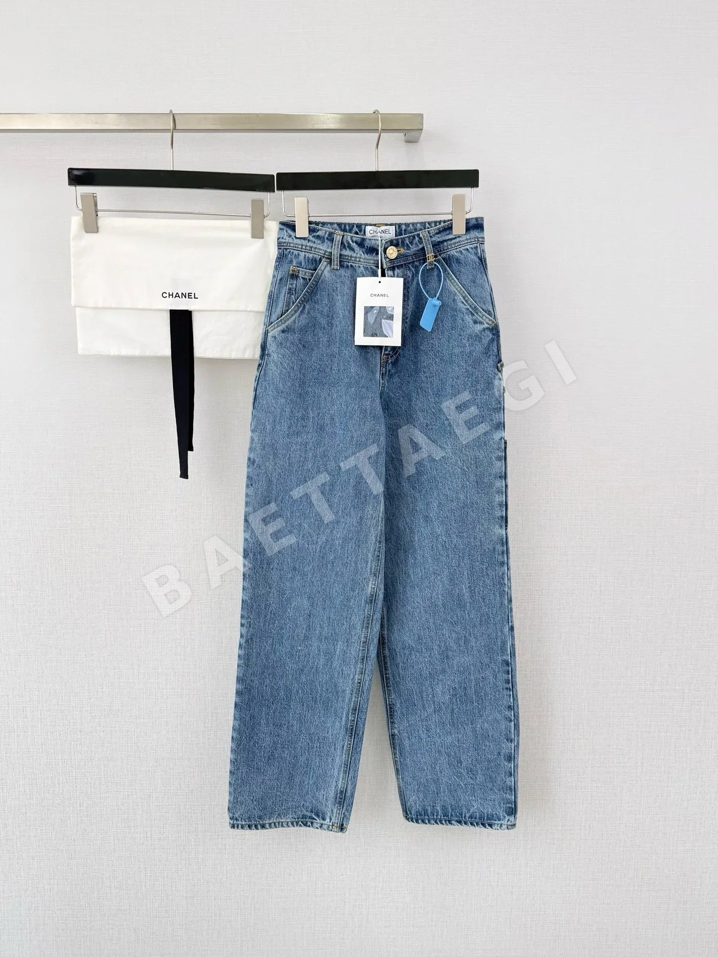 샤넬 더블 C 스티치 멀티 포켓 카고 와이드 레그 바지 182053