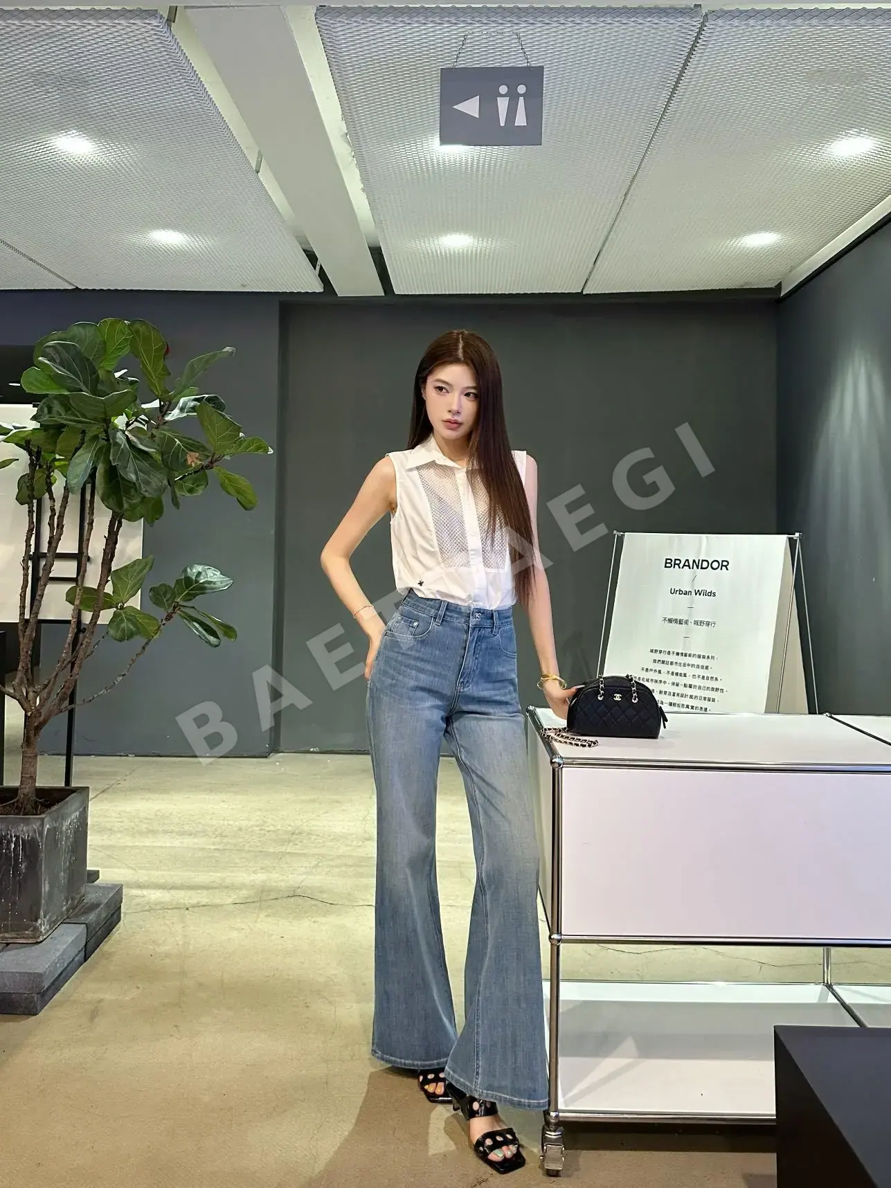 샤넬 여성 슬림 핏 진 바지