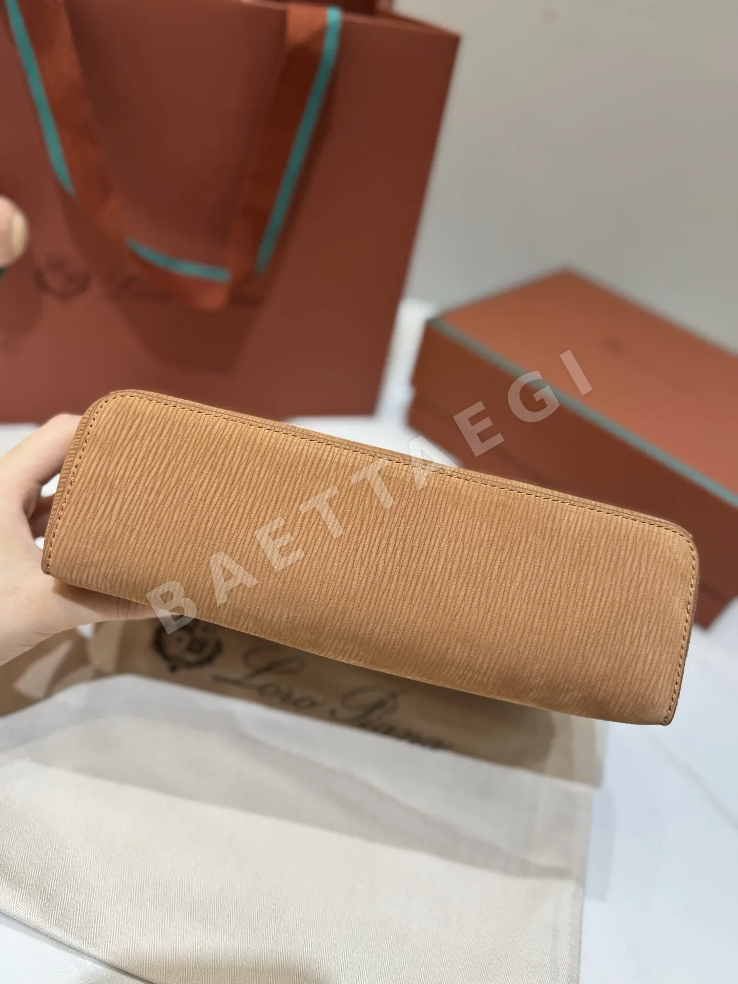 로로피아나 엑스트라 백 23 핸드백 상세 이미지 8
