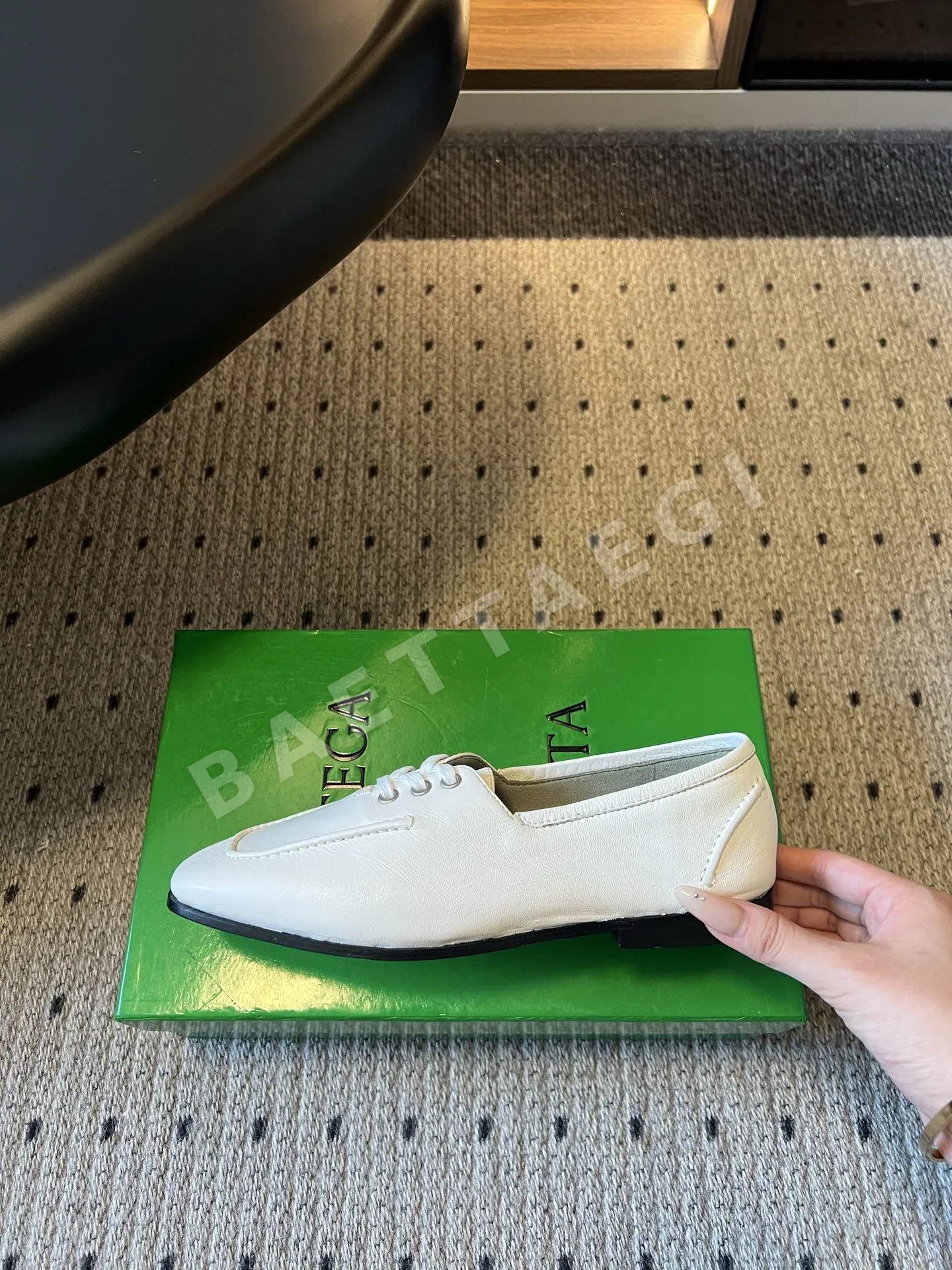 보테가베네타 로퍼 스퀘어 토 상세 이미지 5