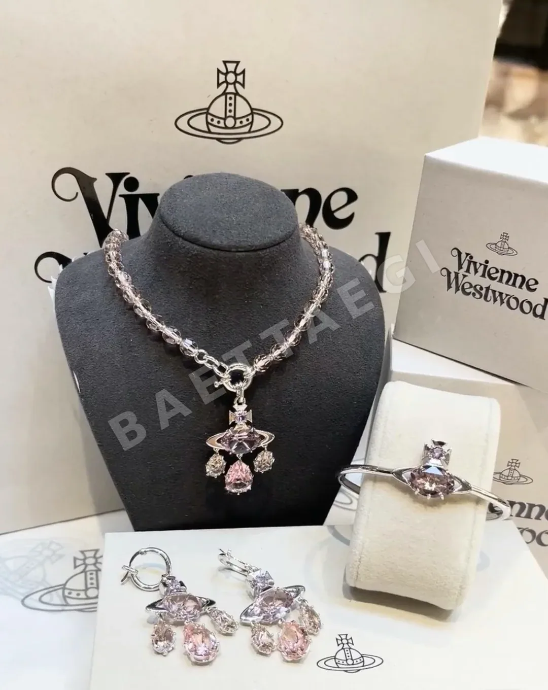 비비안웨스트우드 목걸이 65116 Vivienne Westwood Necklace