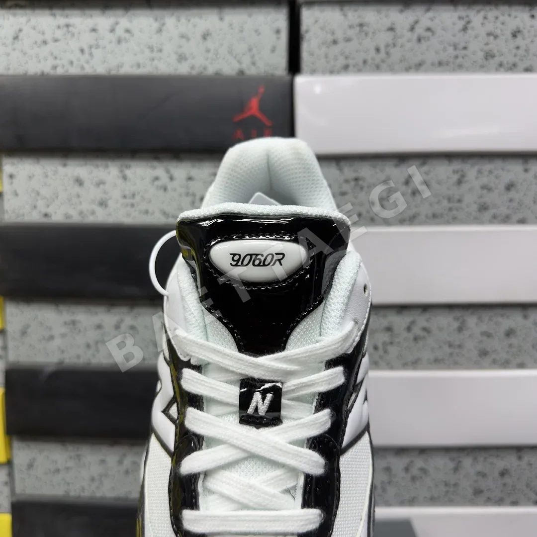 뉴발란스 [C] 9060R U906076M 202250 New Balance 9060R Black White 상세 이미지 5