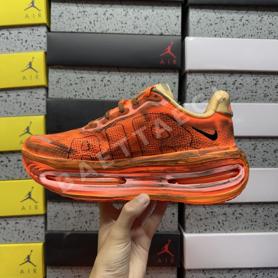 나이키 [M] 보메로 프리미엄 IQ7166-800 201746 Nike Vomero Premium Melitta Baumeister 상세 이미지 4