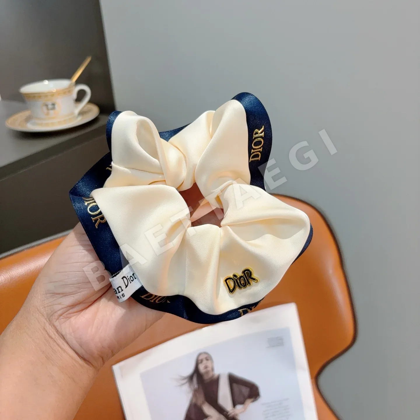 디올 꽃무늬 헤어밴드 세트 상세 이미지 2