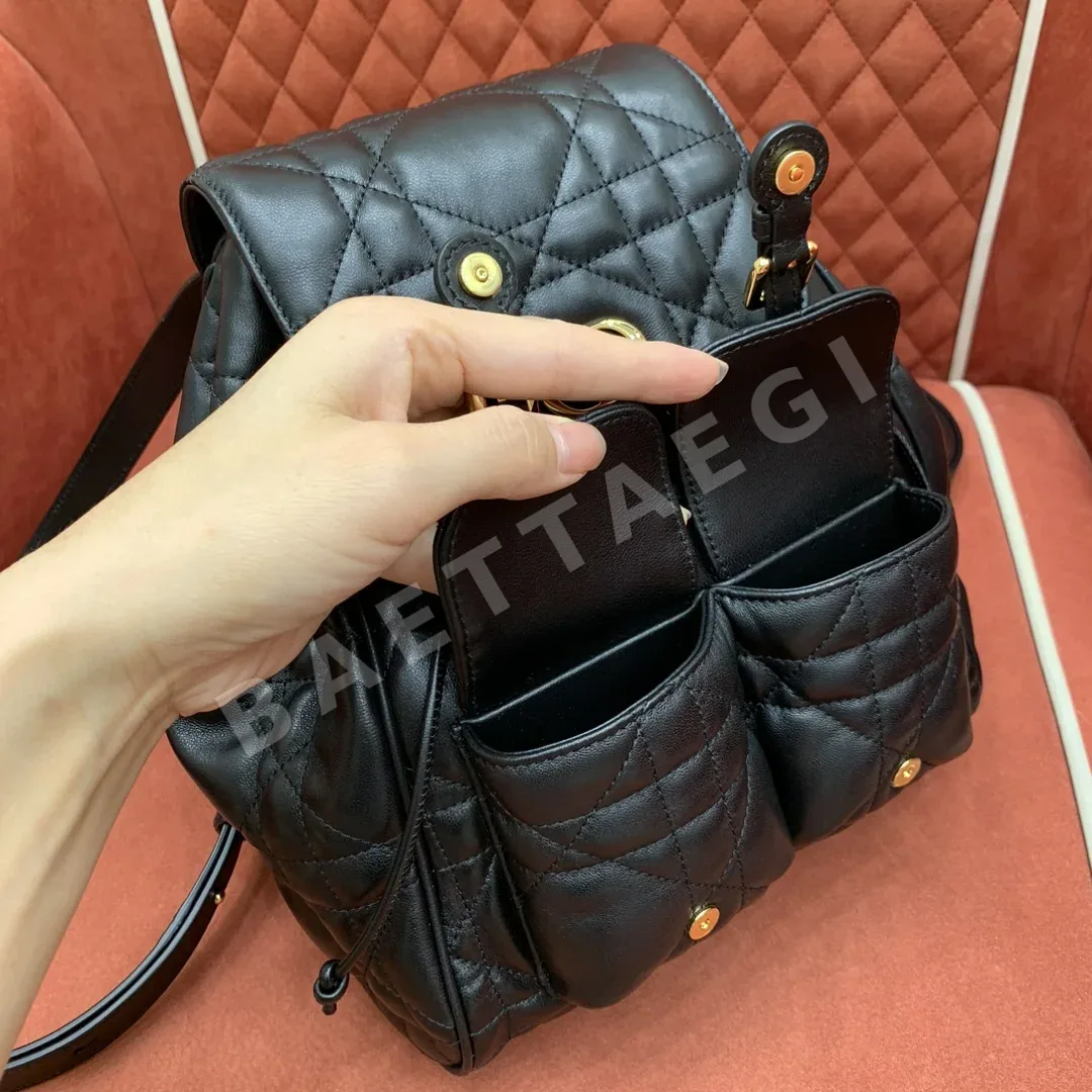 디올 카로 램스킨 백팩 상세 이미지 8