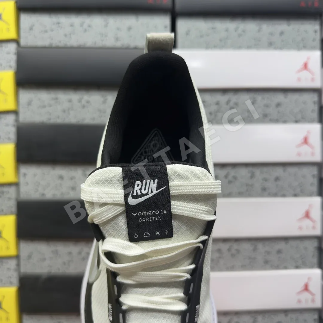 나이키 [XY] 보메로 18 201888 Nike Vomero 18 HQE98-007 상세 이미지 2