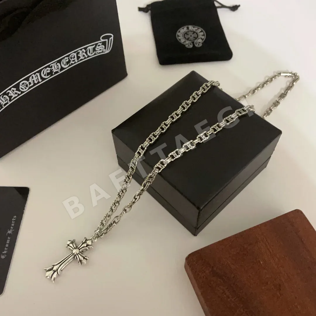 크롬하츠 클래식 레트로 더블 크로스 펜던트 목걸이 상세 이미지 2