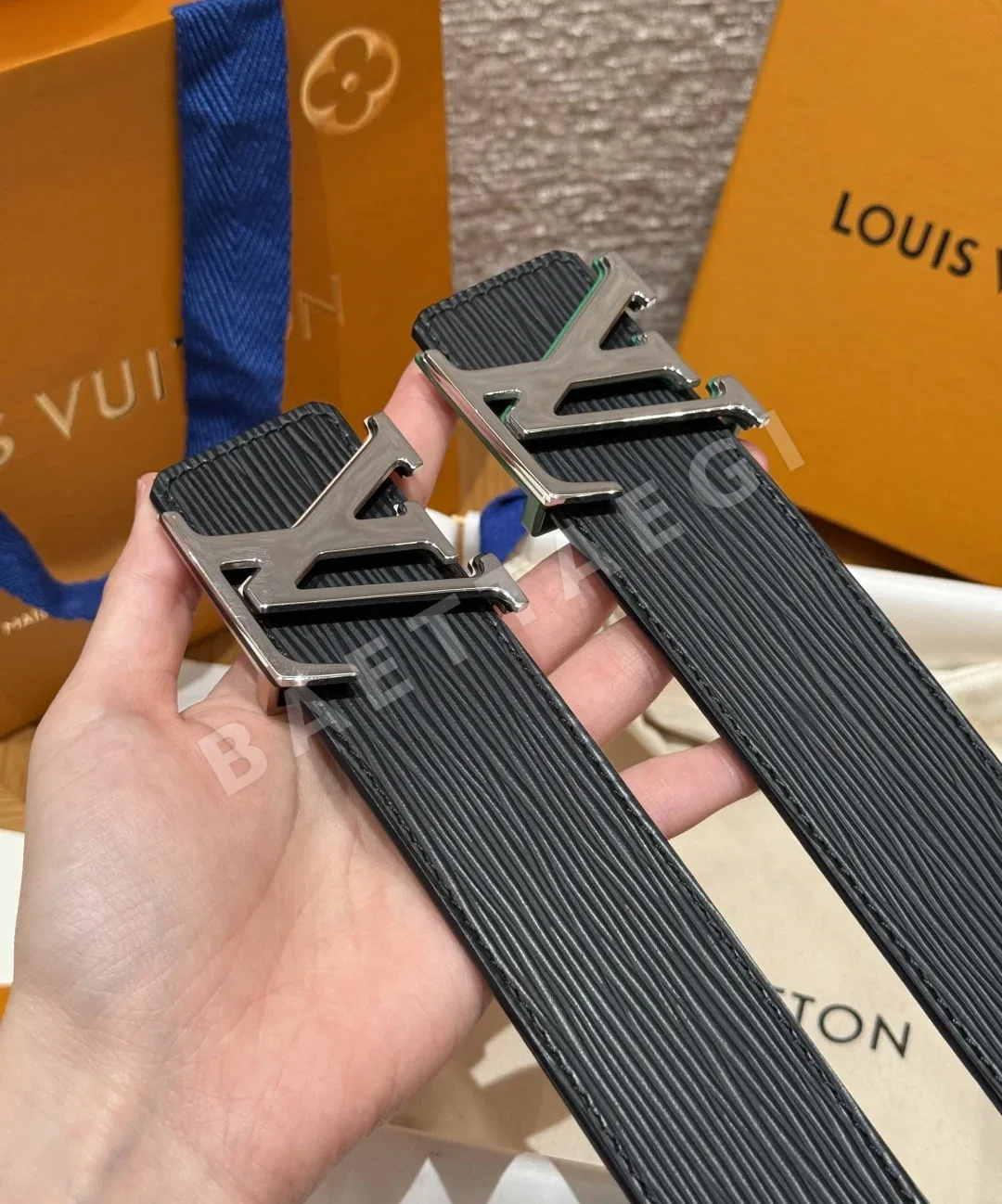 루이비통 타임리스 에피 40mm 리버시블 벨트 상세 이미지 2