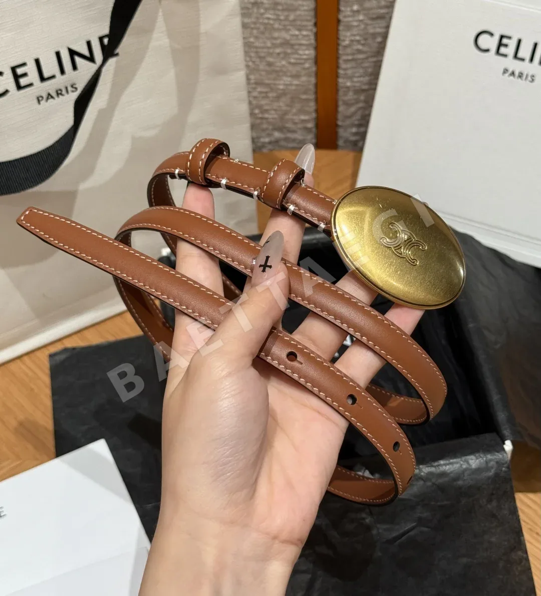 셀린느 트리옹 가죽 얇은 플레이트 벨트 상세 이미지 2