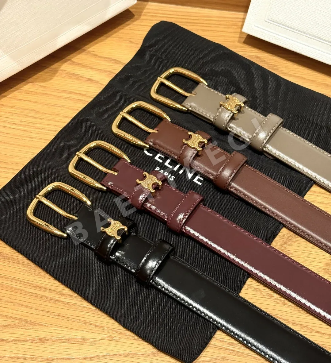 셀린느 트리옹 가죽 미디엄 25mm 벨트 상세 이미지 4