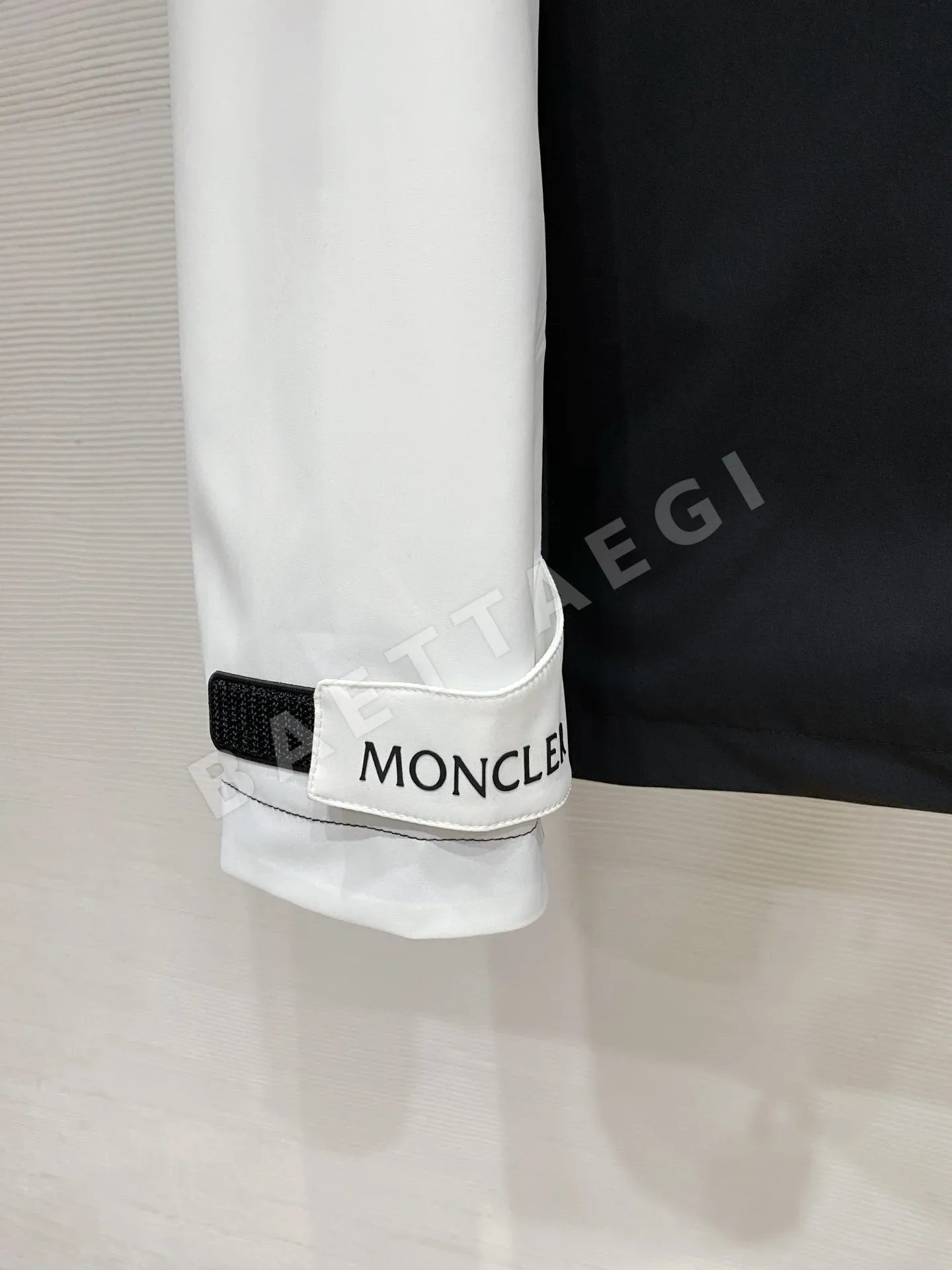 몽클레르 남성 자켓 상세 이미지 7
