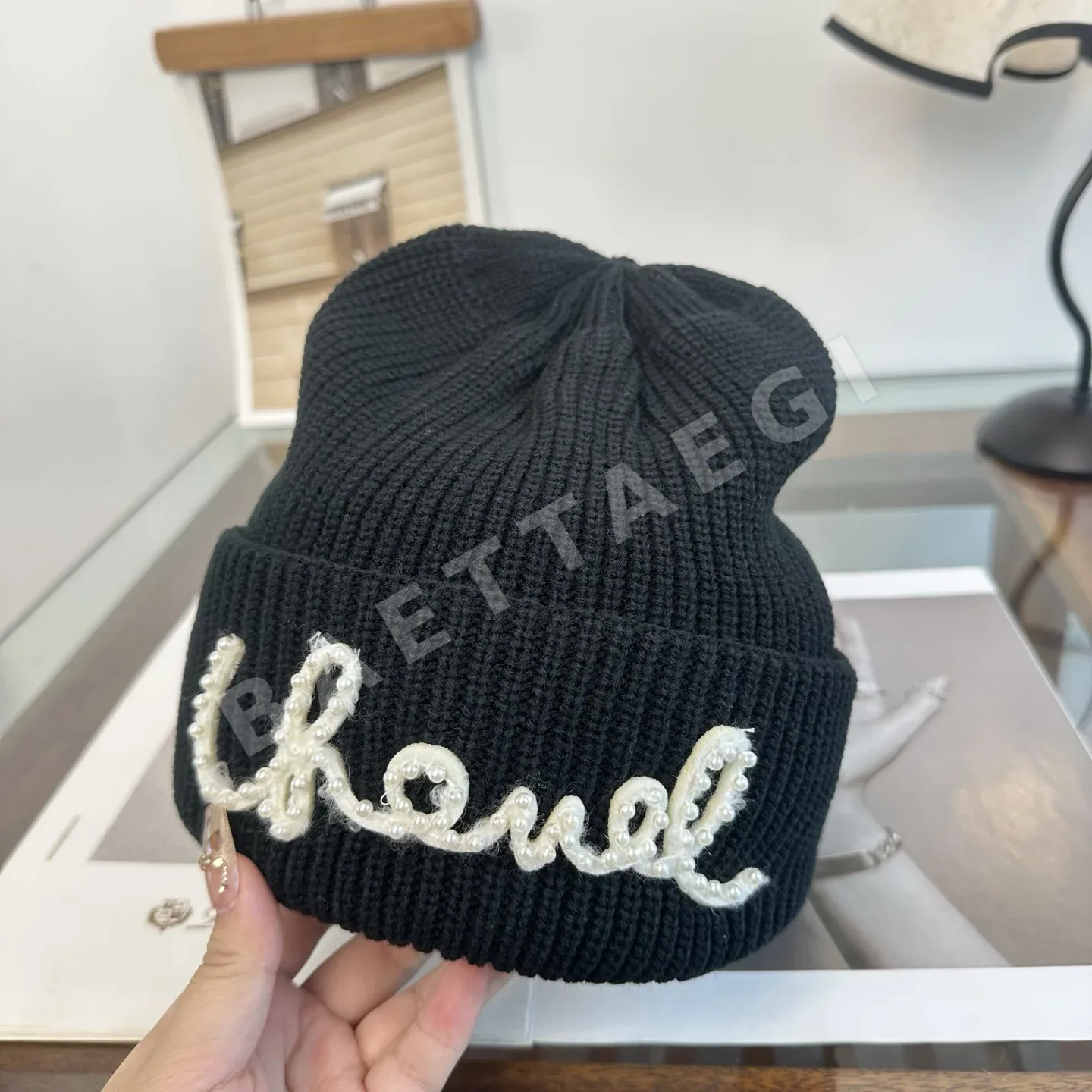 샤넬 니트 비니 모자 상세 이미지 9