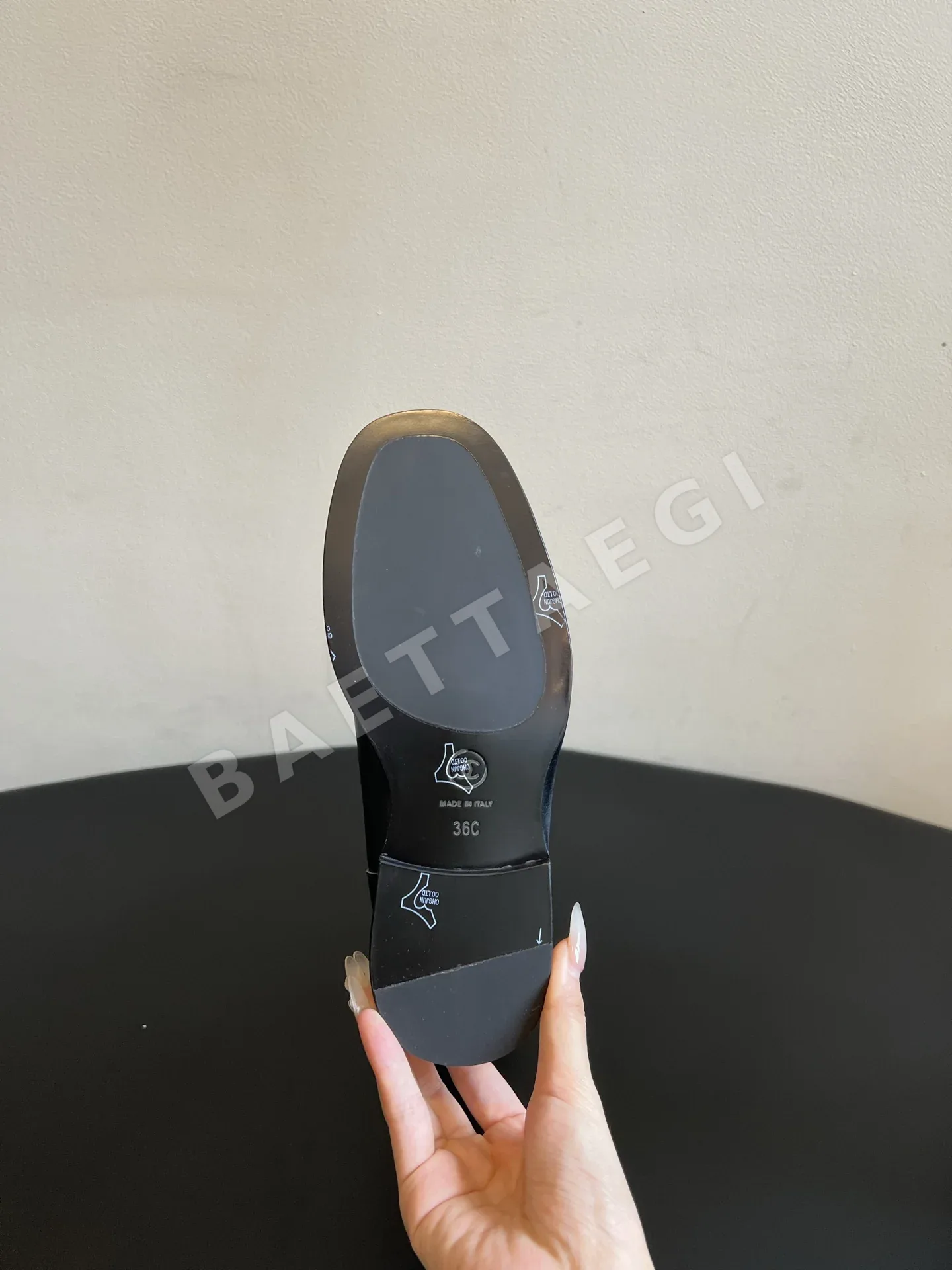 샤넬 부츠 카프스킨 더블 C 버클 상세 이미지 5
